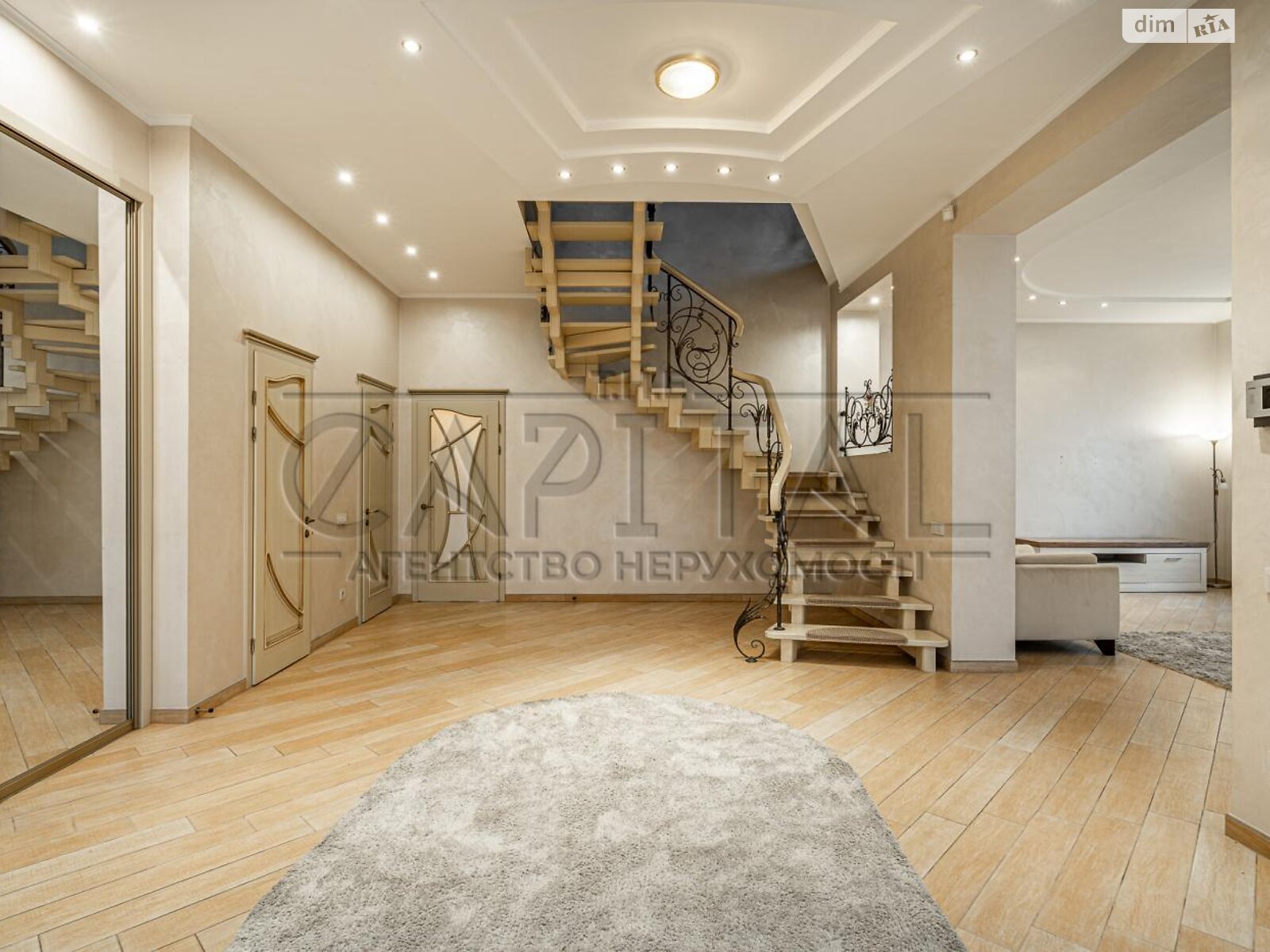двухэтажный дом с гаражом, 307 кв. м, кирпич. Продажа в Петропавловской Борщаговке фото 1 двухэтажный дом с гаражом, 307 кв. м, кирпич. Продажа в Петропавловской Борщаговке фото 1
