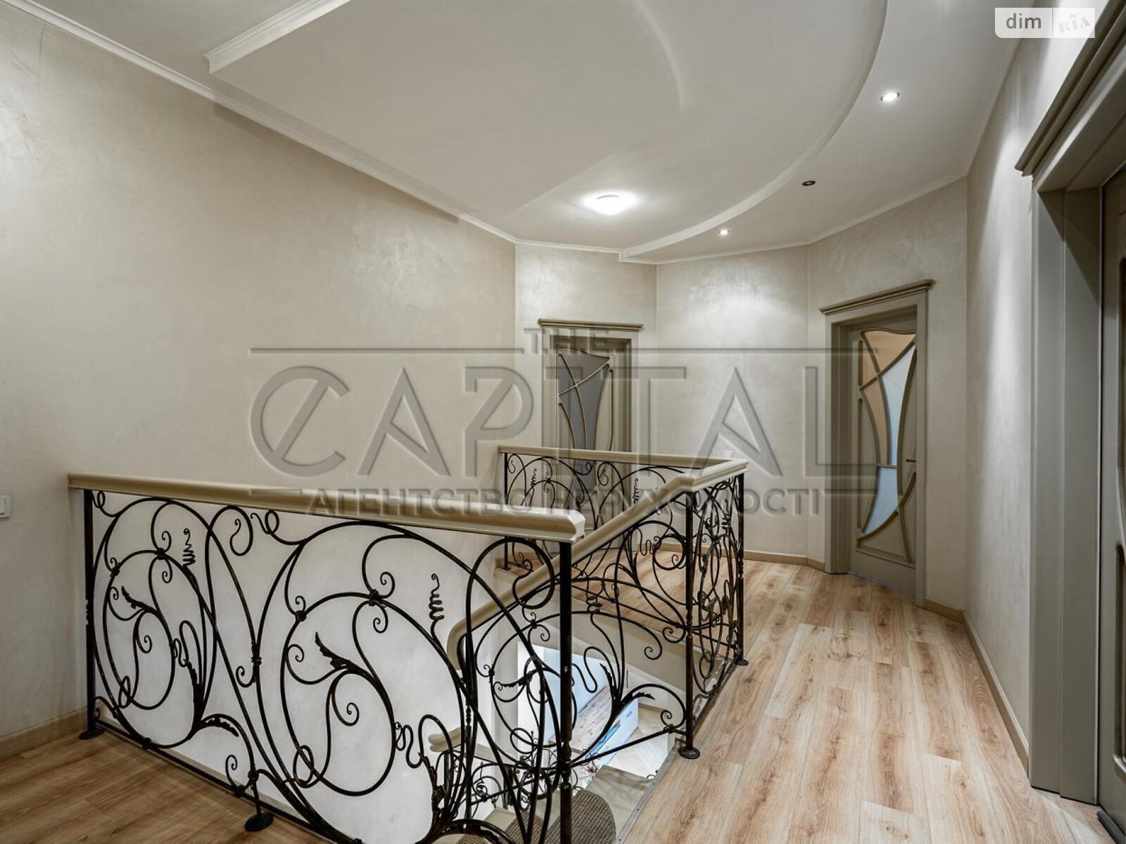 двухэтажный дом с гаражом, 307 кв. м, кирпич. Продажа в Петропавловской Борщаговке фото 1 двухэтажный дом с гаражом, 307 кв. м, кирпич. Продажа в Петропавловской Борщаговке фото 1
