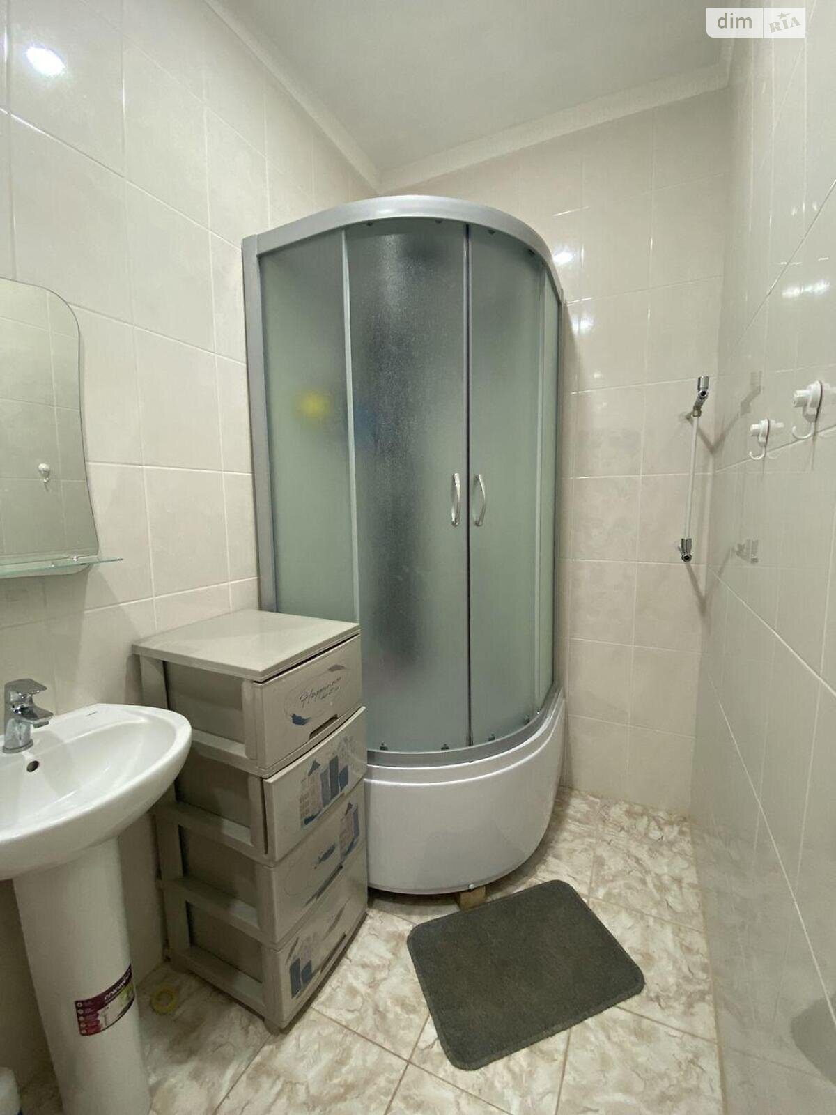 трехэтажный дом, 467.6 кв. м, газобетон. Продажа в Петровском (нов. Святопетровском) фото 1