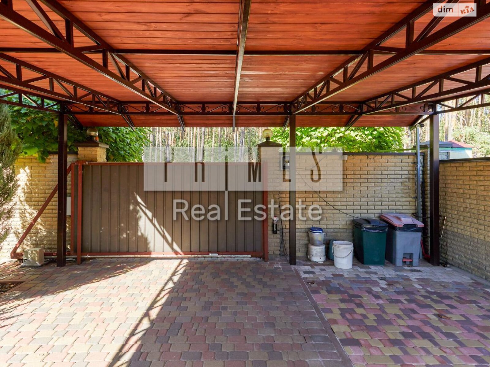 двухэтажный дом с верандой, 335.5 кв. м, кирпич. Продажа в Петрушках фото 1