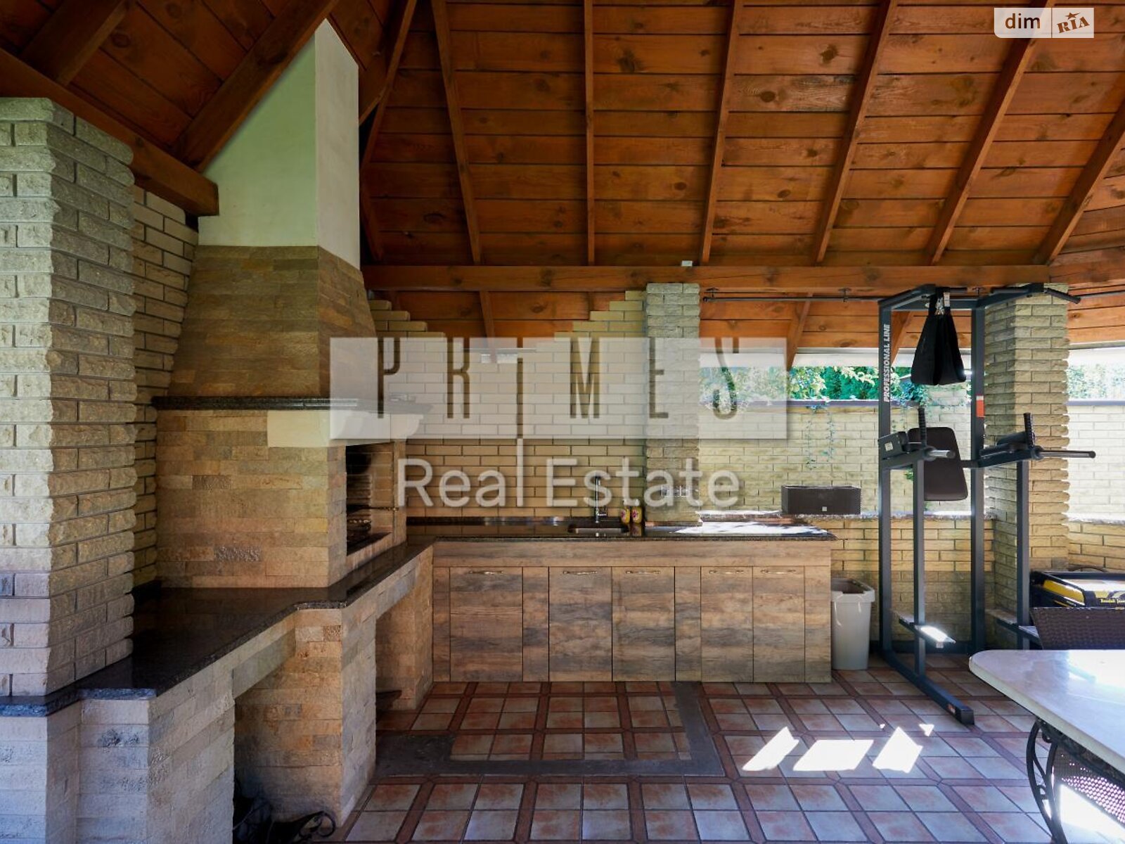 двухэтажный дом с верандой, 335.5 кв. м, кирпич. Продажа в Петрушках фото 1