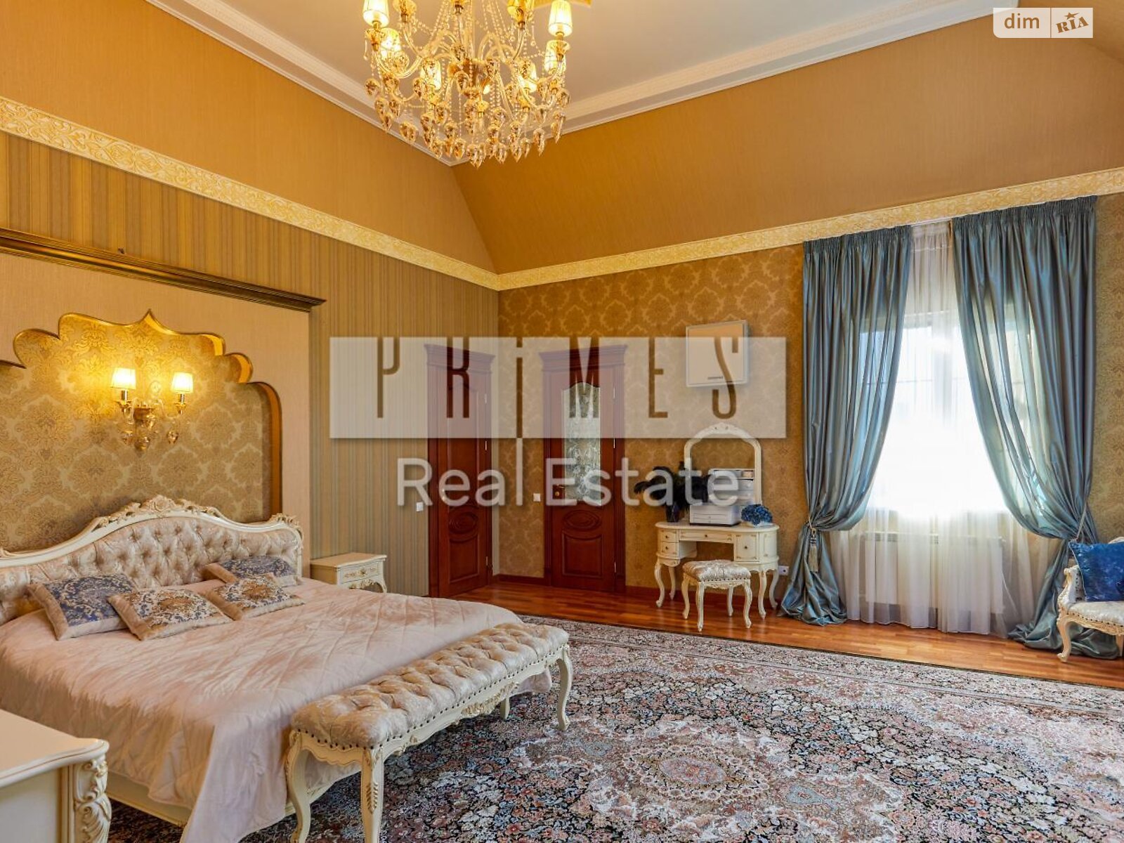 двухэтажный дом с верандой, 335.5 кв. м, кирпич. Продажа в Петрушках фото 1