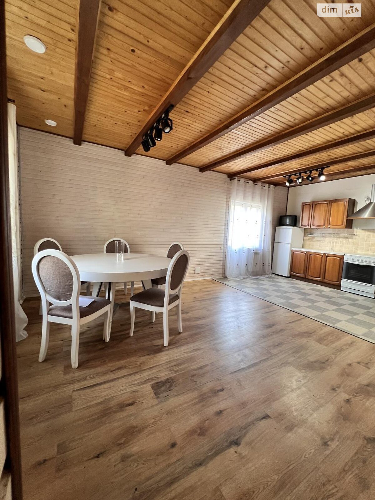 двоповерховий будинок з опаленням, 120 кв. м, цегла. Продаж у Петрушках фото 1 двоповерховий будинок з опаленням, 120 кв. м, цегла. Продаж у Петрушках фото 1