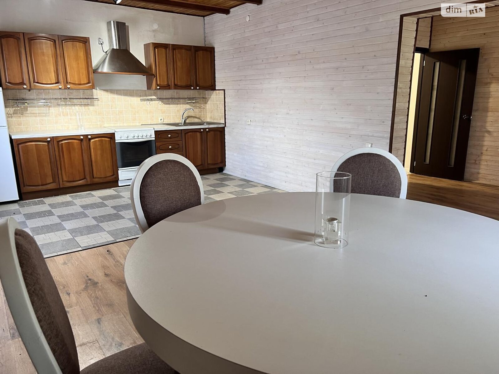 двоповерховий будинок з опаленням, 120 кв. м, цегла. Продаж у Петрушках фото 1 двоповерховий будинок з опаленням, 120 кв. м, цегла. Продаж у Петрушках фото 1