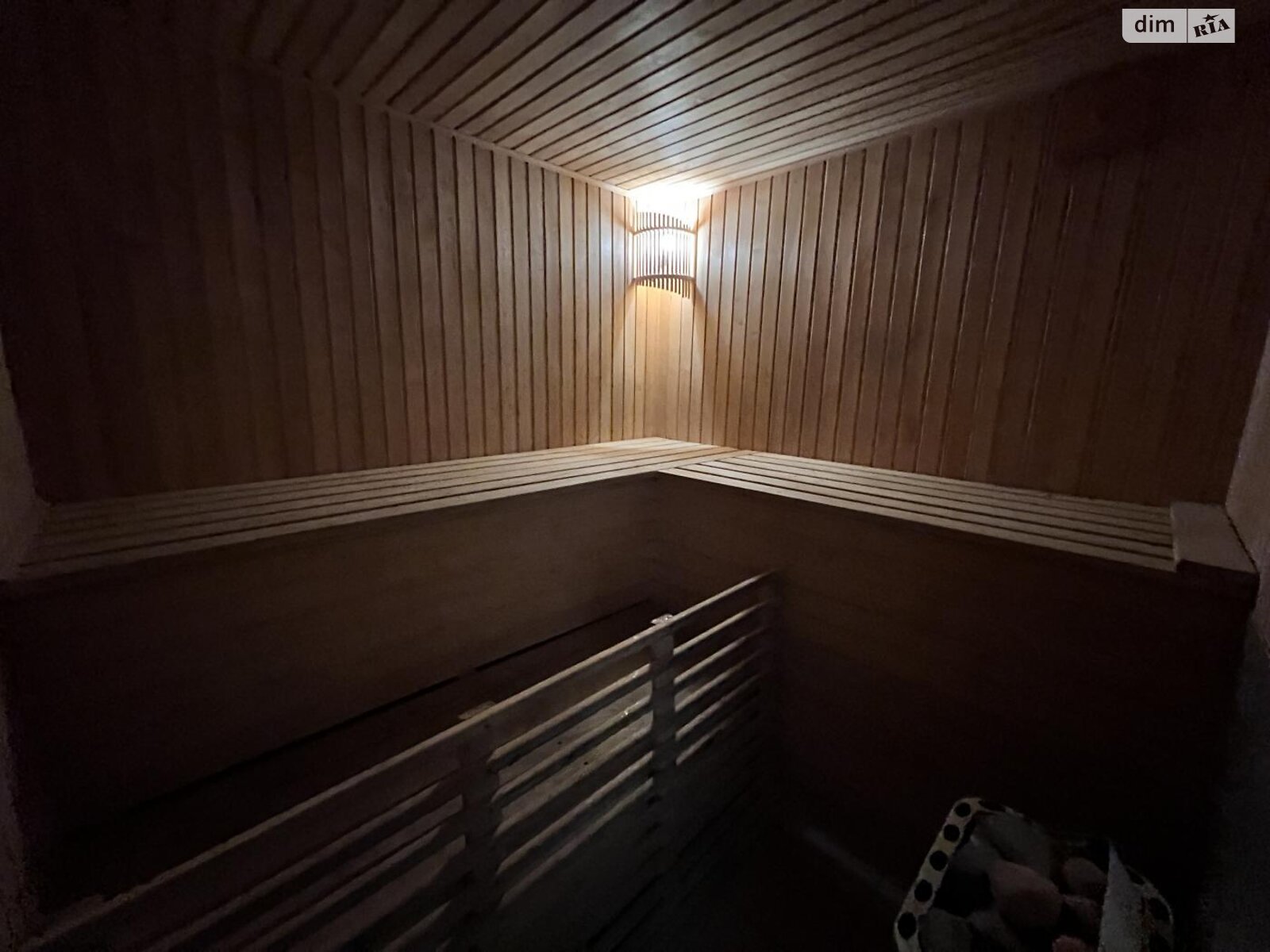 двоповерховий будинок з опаленням, 120 кв. м, цегла. Продаж у Петрушках фото 1 двоповерховий будинок з опаленням, 120 кв. м, цегла. Продаж у Петрушках фото 1