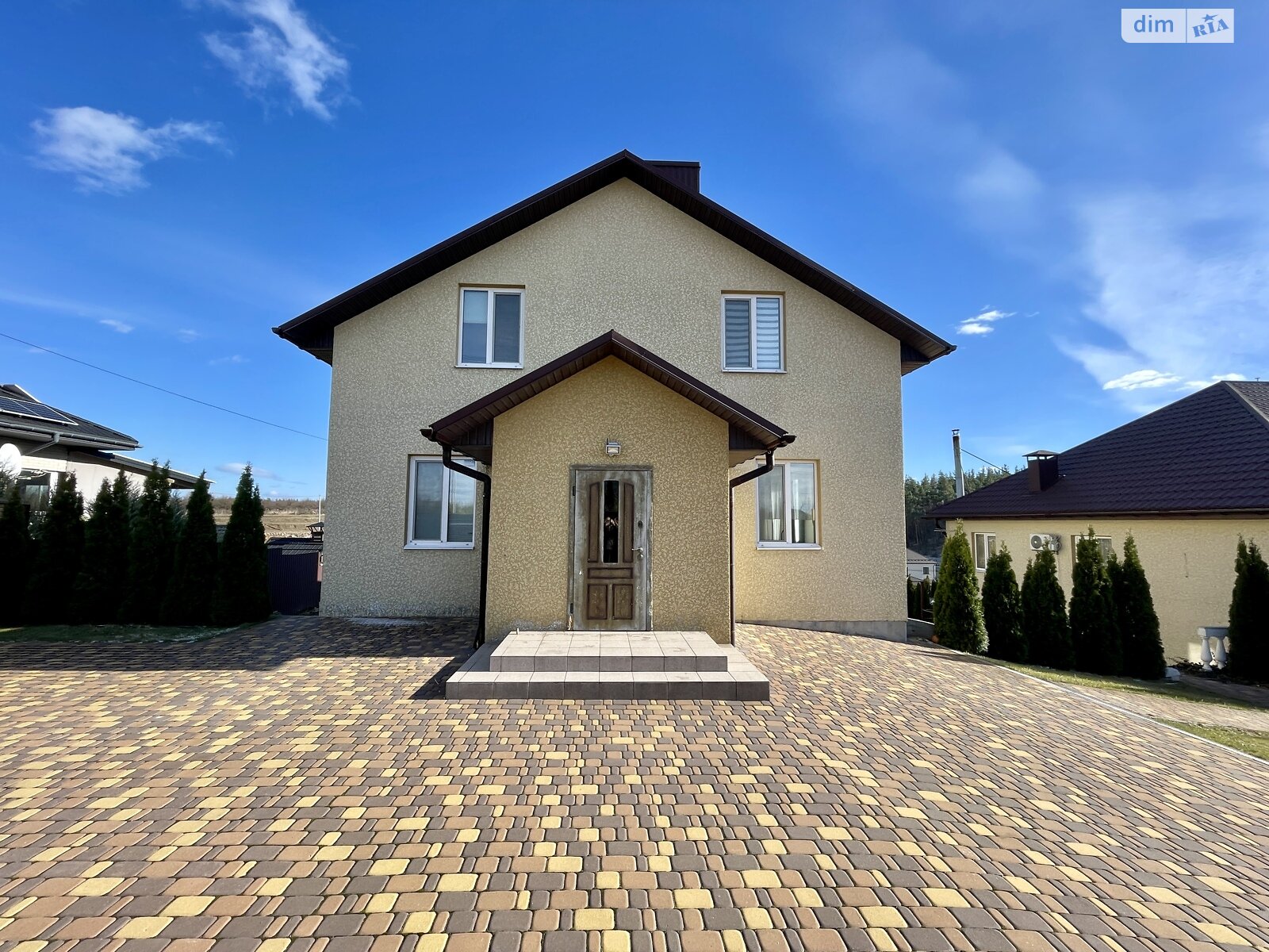 триповерховий будинок, 205.5 кв. м, піноблок. Продаж у Петрушках фото 1 триповерховий будинок, 205.5 кв. м, піноблок. Продаж у Петрушках фото 1