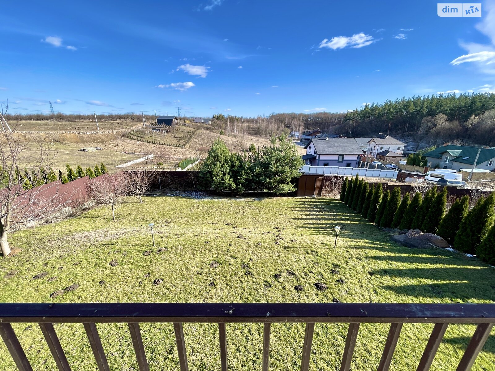 триповерховий будинок, 205.5 кв. м, піноблок. Продаж у Петрушках фото 1 триповерховий будинок, 205.5 кв. м, піноблок. Продаж у Петрушках фото 1