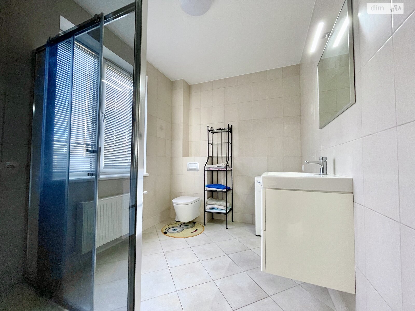 триповерховий будинок, 205.5 кв. м, піноблок. Продаж у Петрушках фото 1 триповерховий будинок, 205.5 кв. м, піноблок. Продаж у Петрушках фото 1