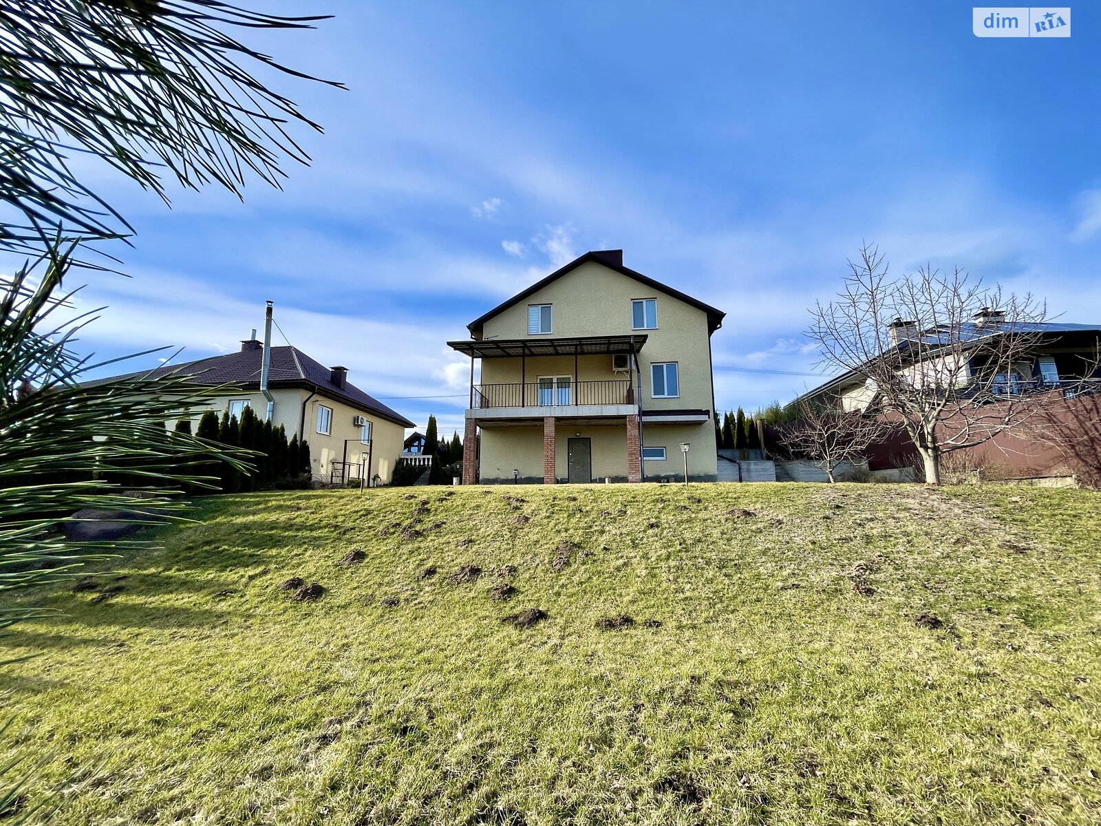 триповерховий будинок, 205.5 кв. м, піноблок. Продаж у Петрушках фото 1 триповерховий будинок, 205.5 кв. м, піноблок. Продаж у Петрушках фото 1