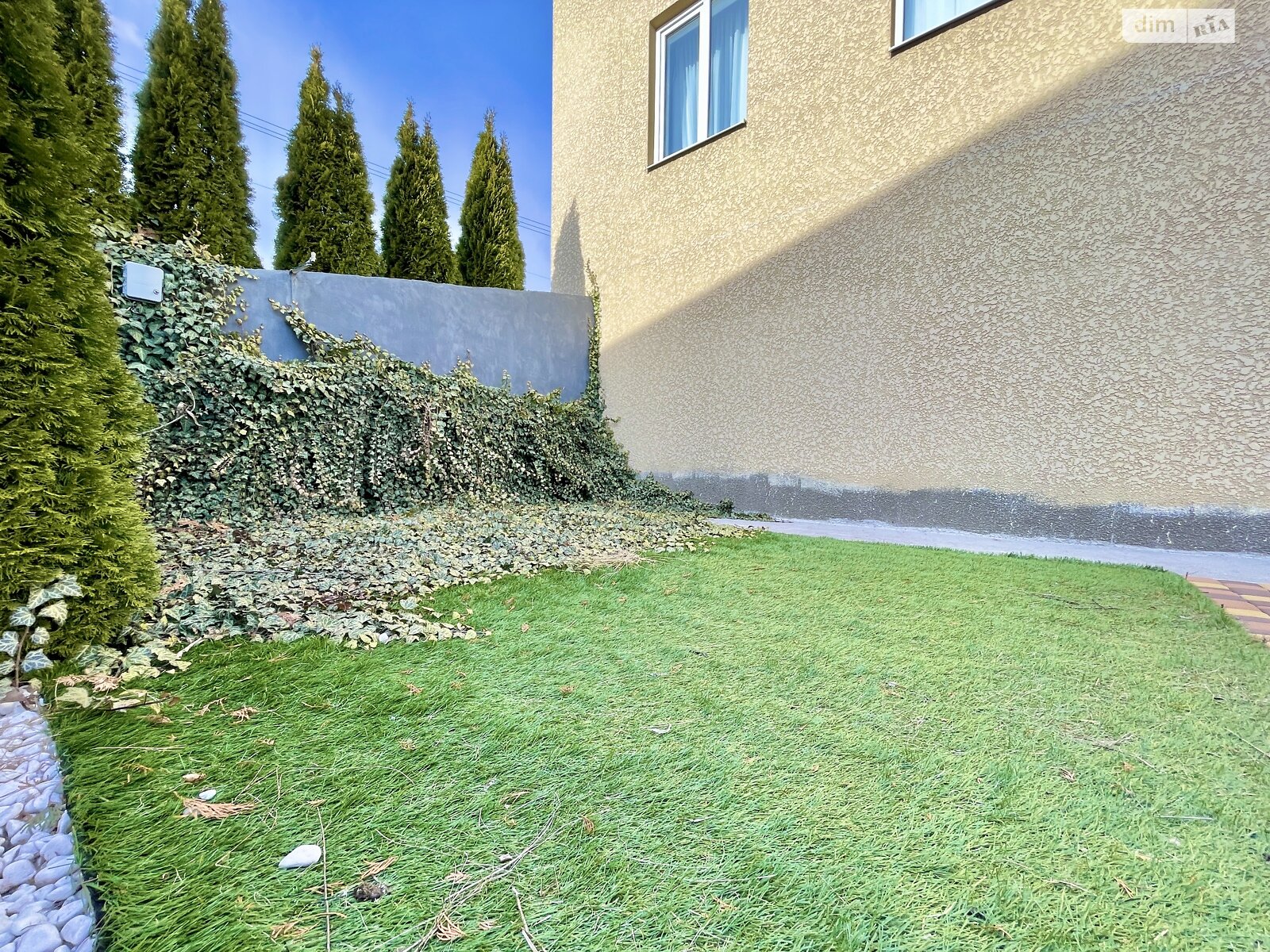 триповерховий будинок, 205.5 кв. м, піноблок. Продаж у Петрушках фото 1 триповерховий будинок, 205.5 кв. м, піноблок. Продаж у Петрушках фото 1