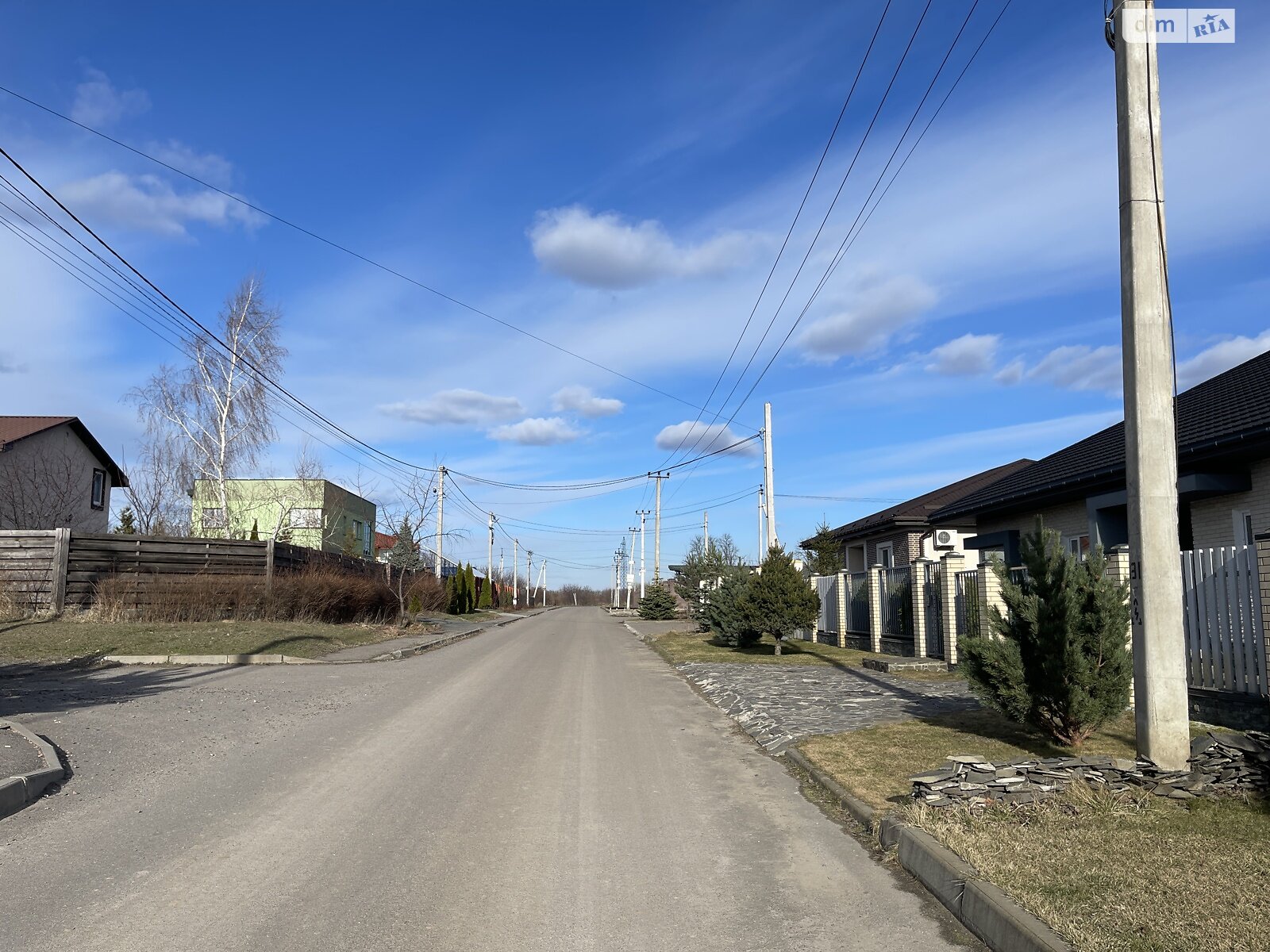 триповерховий будинок, 205.5 кв. м, піноблок. Продаж у Петрушках фото 1 триповерховий будинок, 205.5 кв. м, піноблок. Продаж у Петрушках фото 1