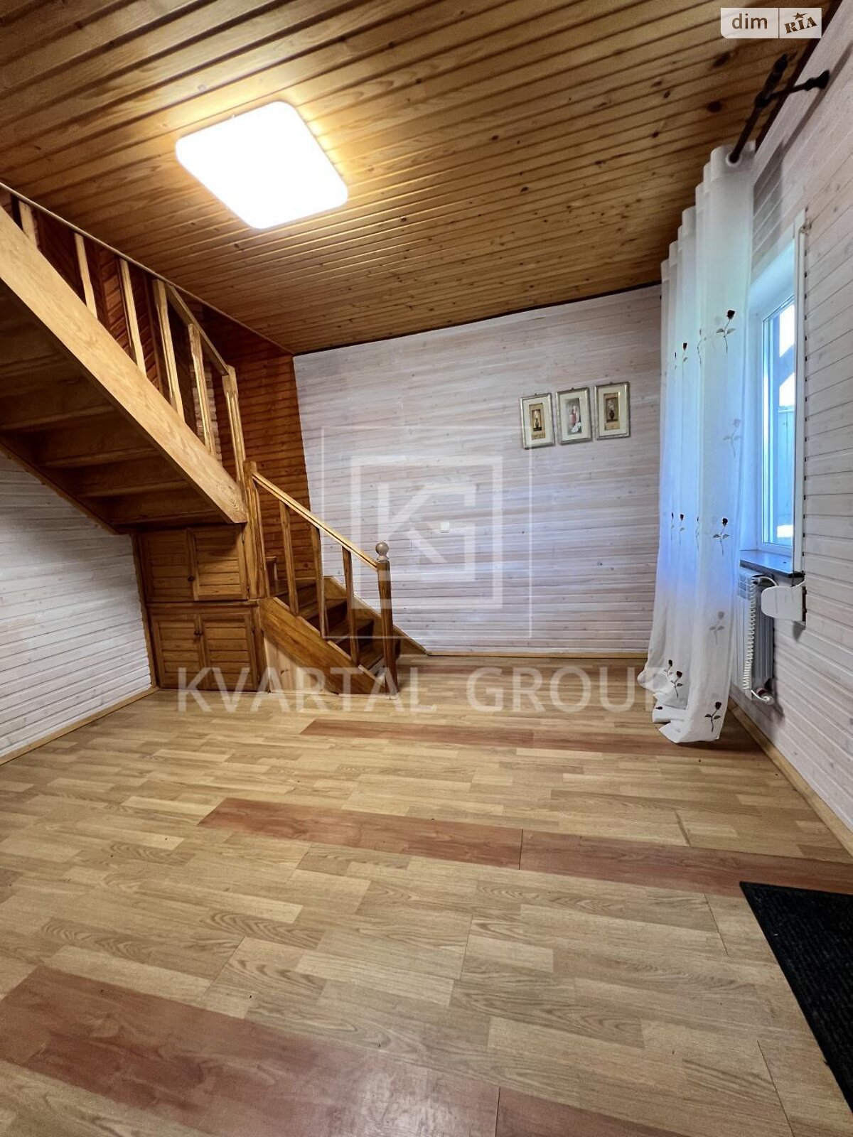 двоповерховий будинок з опаленням, 120 кв. м, цегла. Продаж у Петрушках фото 1 двоповерховий будинок з опаленням, 120 кв. м, цегла. Продаж у Петрушках фото 1