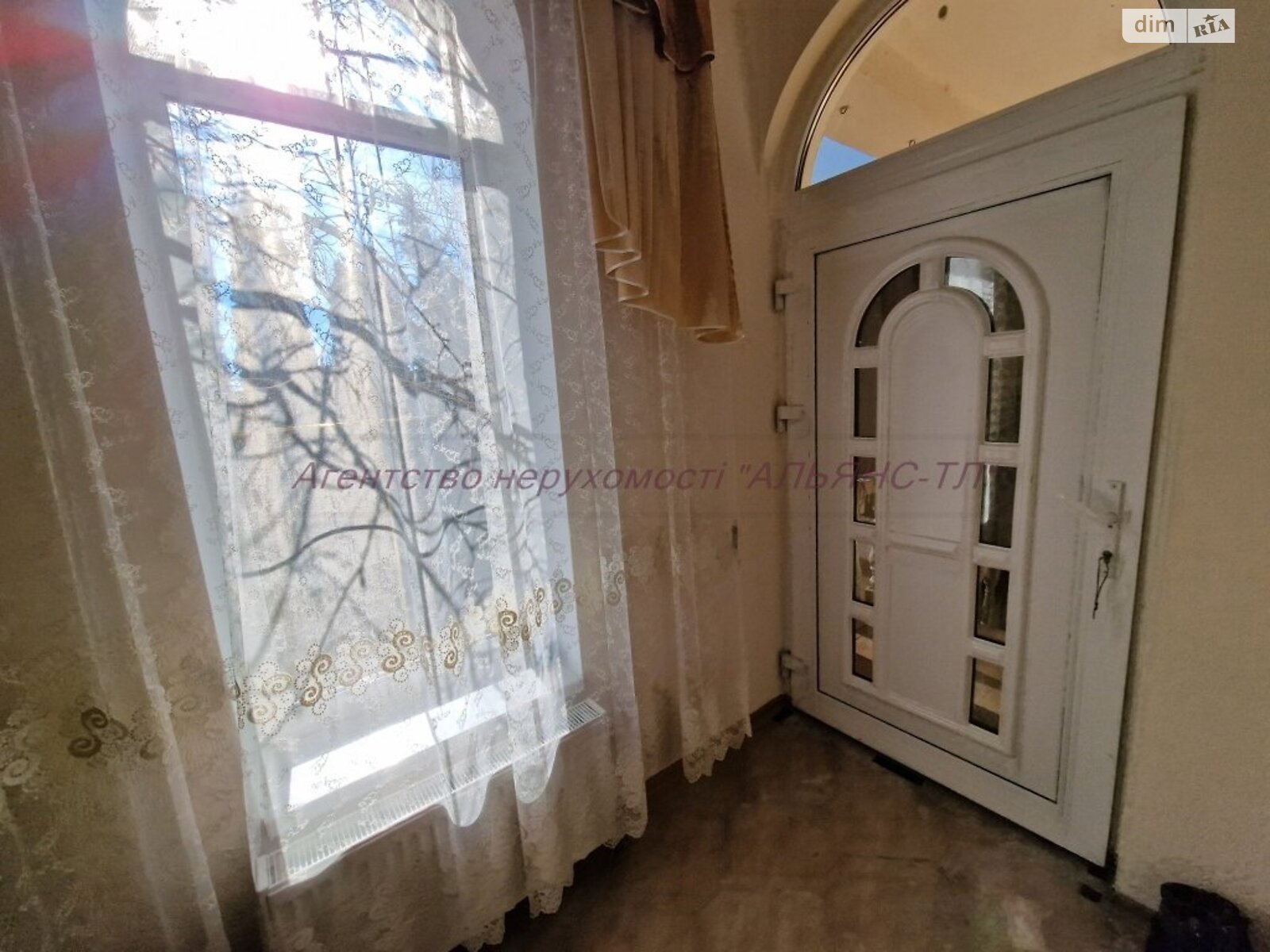 двухэтажный дом с верандой, 241.3 кв. м, кирпич. Продажа в Пидгорбе фото 1