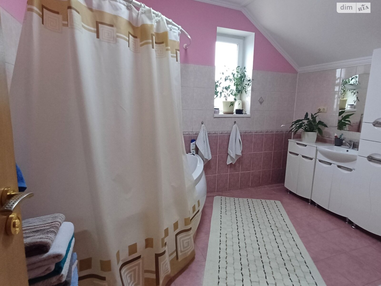 двухэтажный дом с гаражом, 241.3 кв. м, кирпич. Продажа в Пидгорбе фото 1