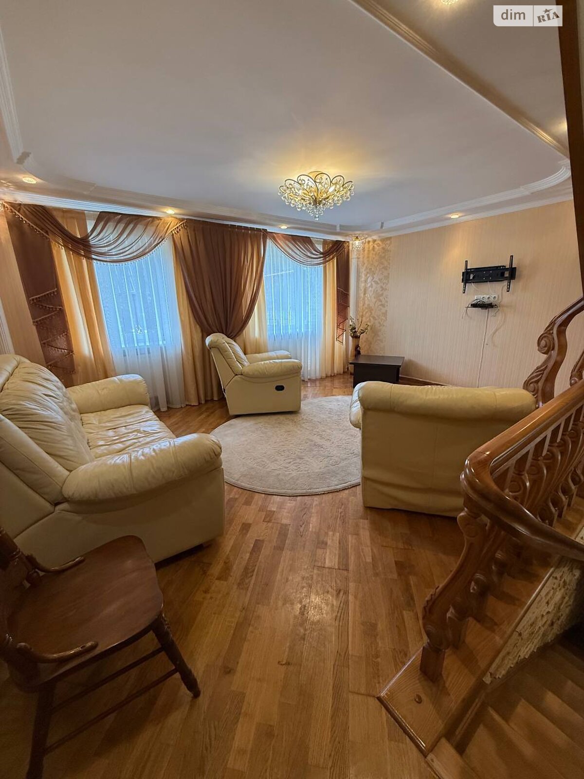 двоповерховий будинок з гаражем, 117.7 кв. м, цегла. Продаж у Пирогівцях фото 1 двоповерховий будинок з гаражем, 117.7 кв. м, цегла. Продаж у Пирогівцях фото 1