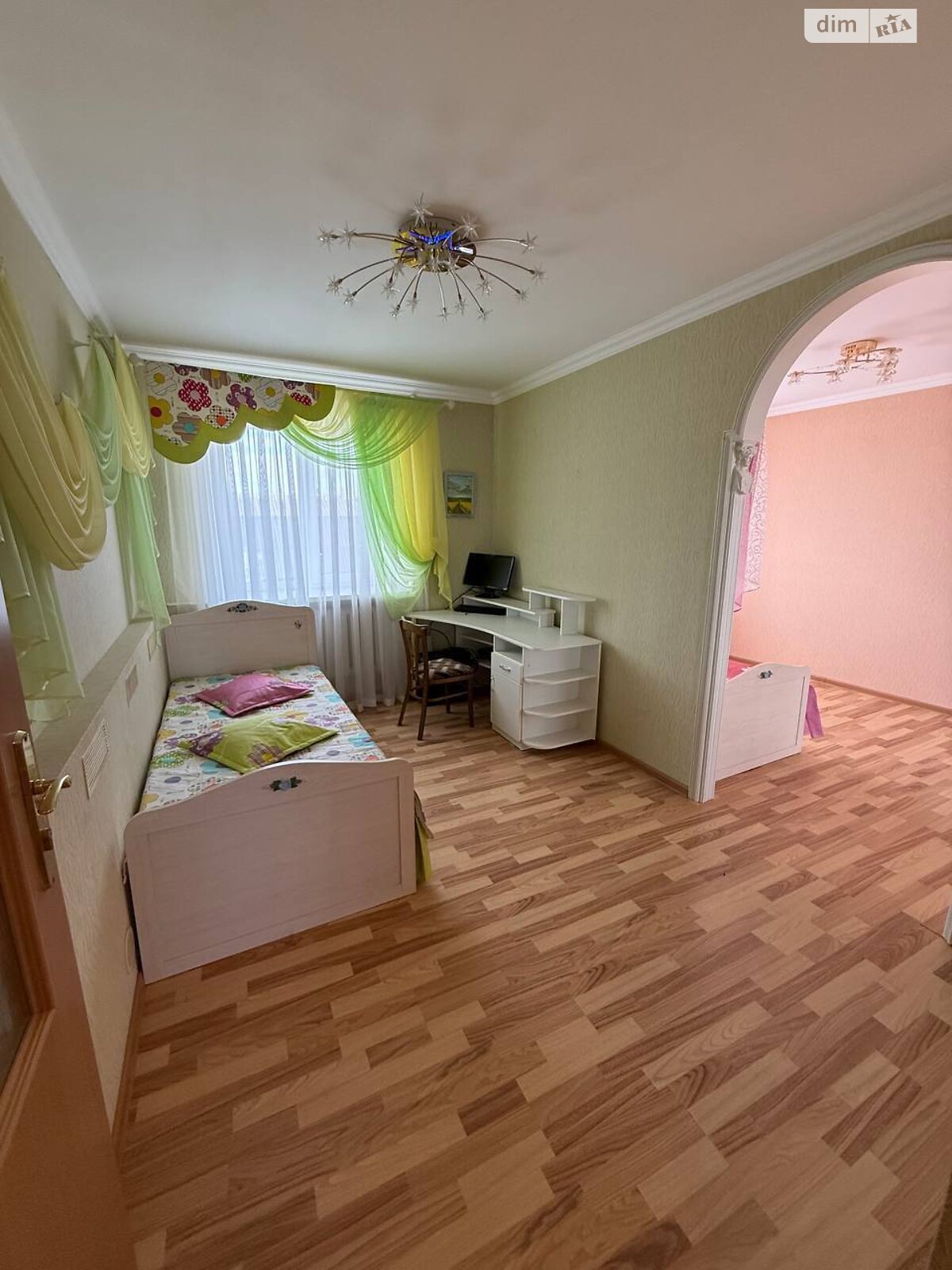 двоповерховий будинок з гаражем, 117.7 кв. м, цегла. Продаж у Пирогівцях фото 1 двоповерховий будинок з гаражем, 117.7 кв. м, цегла. Продаж у Пирогівцях фото 1