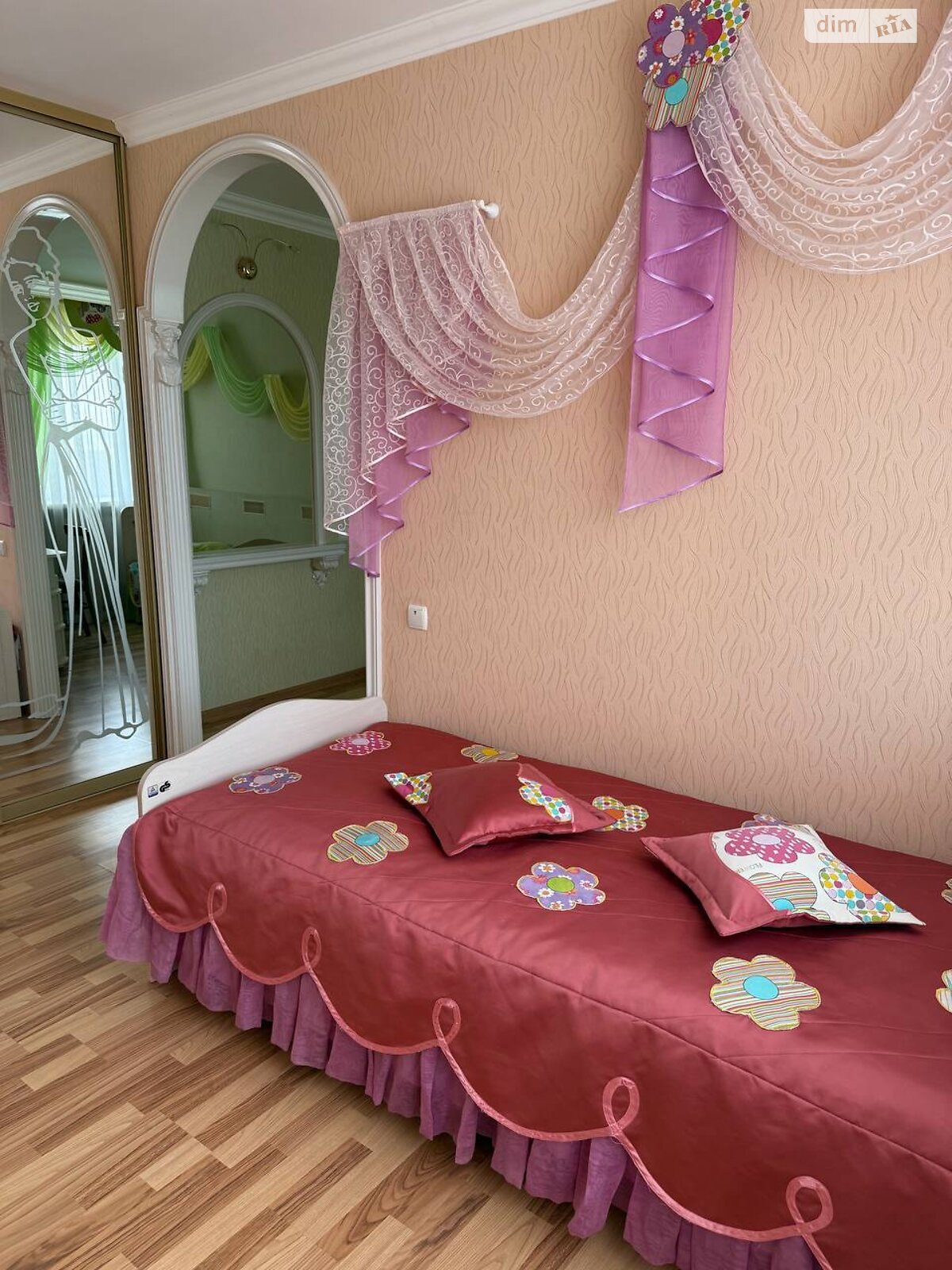 двоповерховий будинок з гаражем, 117.7 кв. м, цегла. Продаж у Пирогівцях фото 1 двоповерховий будинок з гаражем, 117.7 кв. м, цегла. Продаж у Пирогівцях фото 1