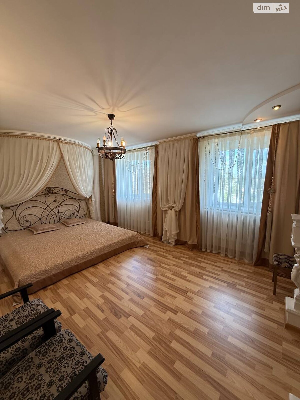 двоповерховий будинок з гаражем, 117.7 кв. м, цегла. Продаж у Пирогівцях фото 1 двоповерховий будинок з гаражем, 117.7 кв. м, цегла. Продаж у Пирогівцях фото 1