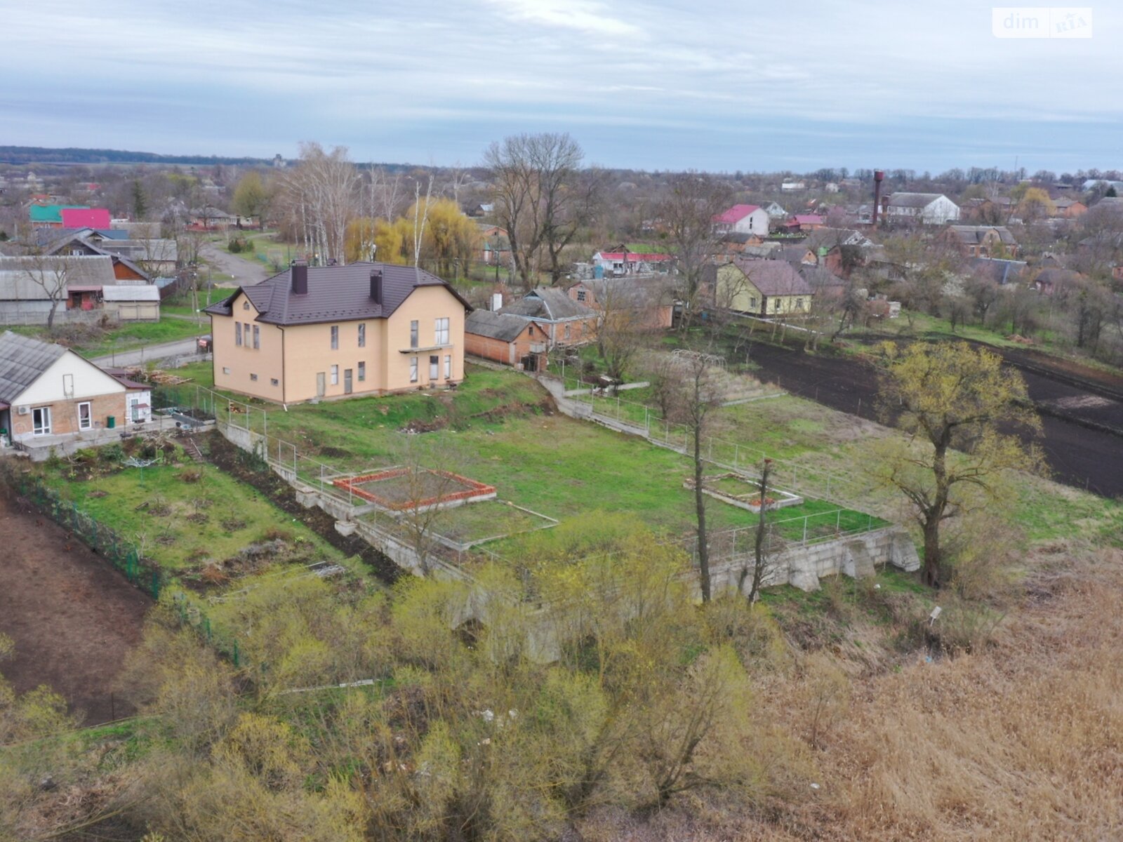 двоповерховий будинок, 430 кв. м, цегла. Продаж у Писарівці фото 1 двоповерховий будинок, 430 кв. м, цегла. Продаж у Писарівці фото 1
