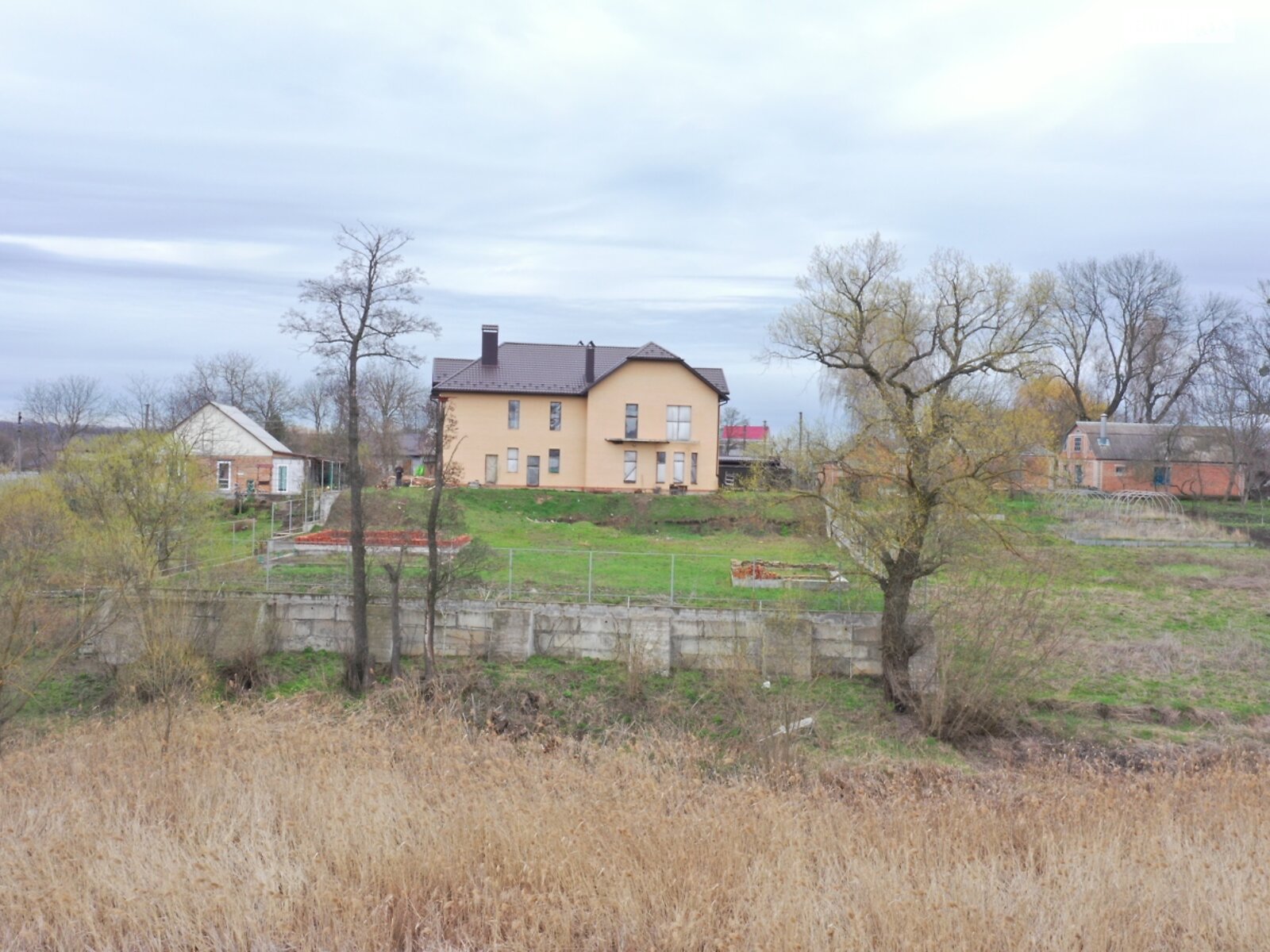 двоповерховий будинок, 430 кв. м, цегла. Продаж у Писарівці фото 1 двоповерховий будинок, 430 кв. м, цегла. Продаж у Писарівці фото 1