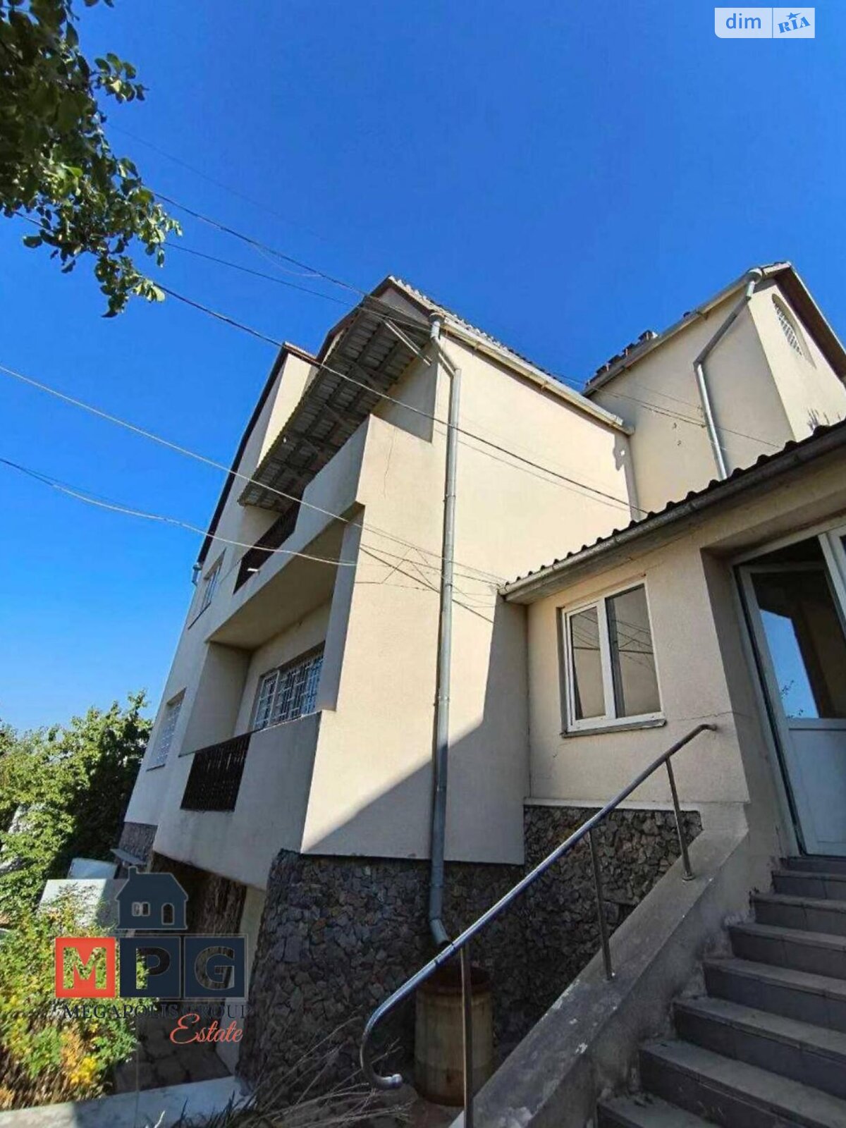 триповерховий будинок, 499 кв. м, кирпич. Продаж у Південному фото 1 триповерховий будинок, 499 кв. м, кирпич. Продаж у Південному фото 1