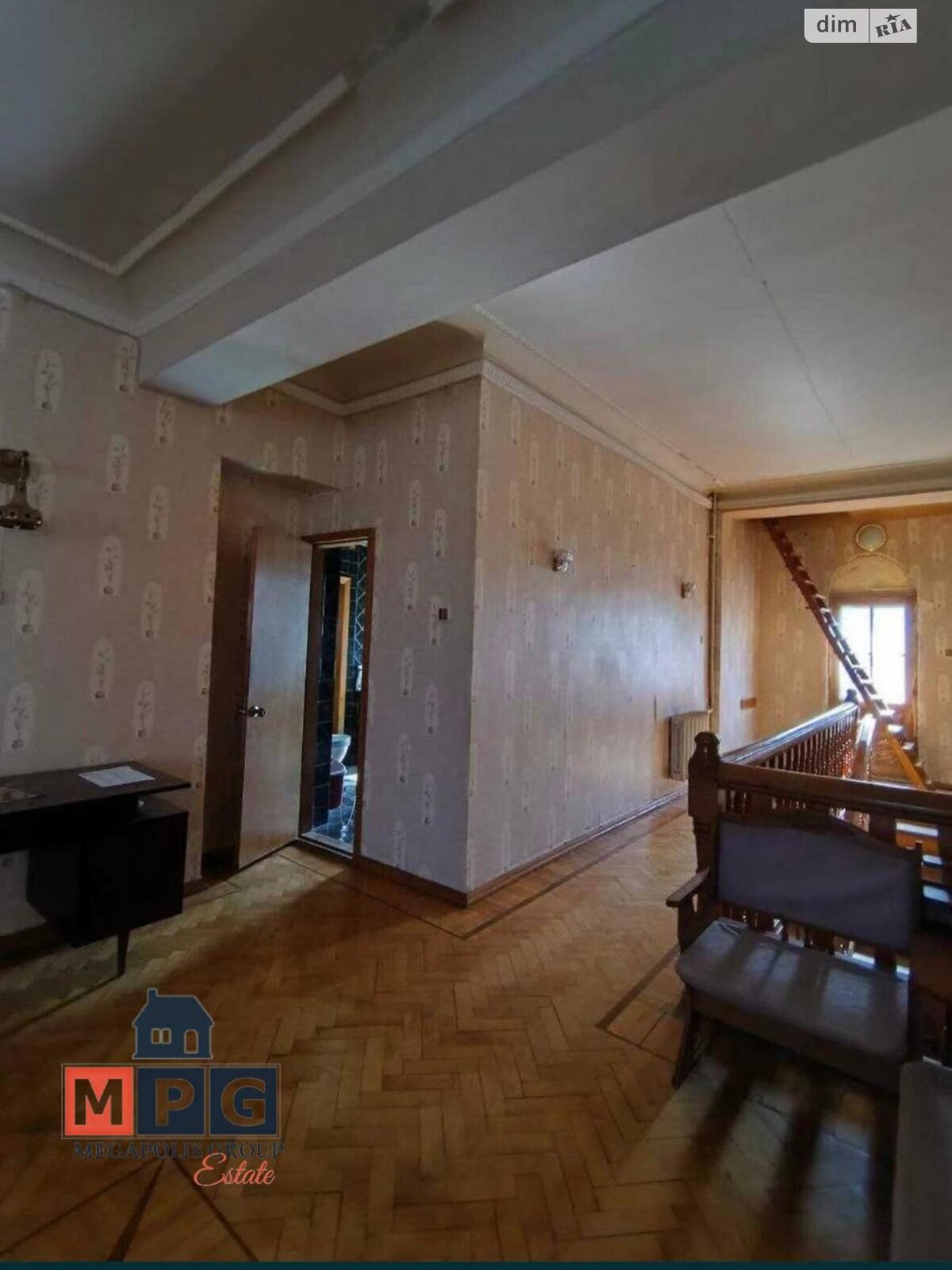 триповерховий будинок, 499 кв. м, кирпич. Продаж у Південному фото 1 триповерховий будинок, 499 кв. м, кирпич. Продаж у Південному фото 1
