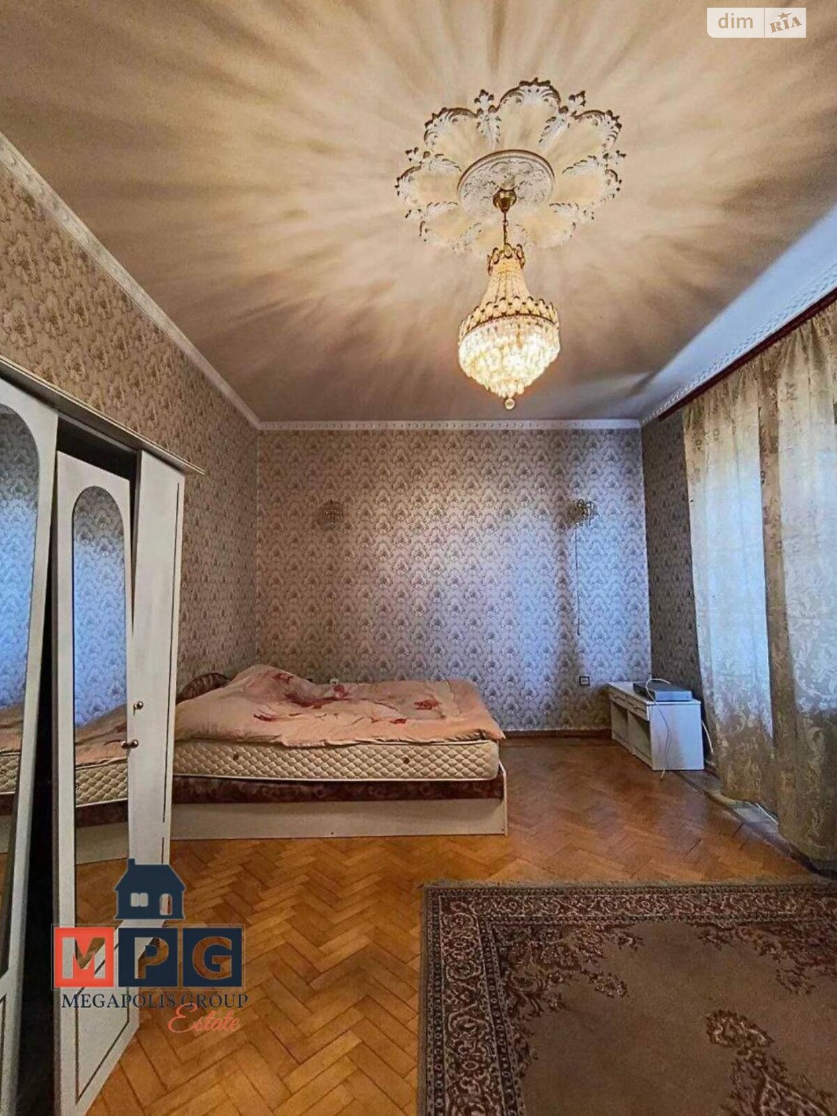 триповерховий будинок, 499 кв. м, кирпич. Продаж у Південному фото 1 триповерховий будинок, 499 кв. м, кирпич. Продаж у Південному фото 1