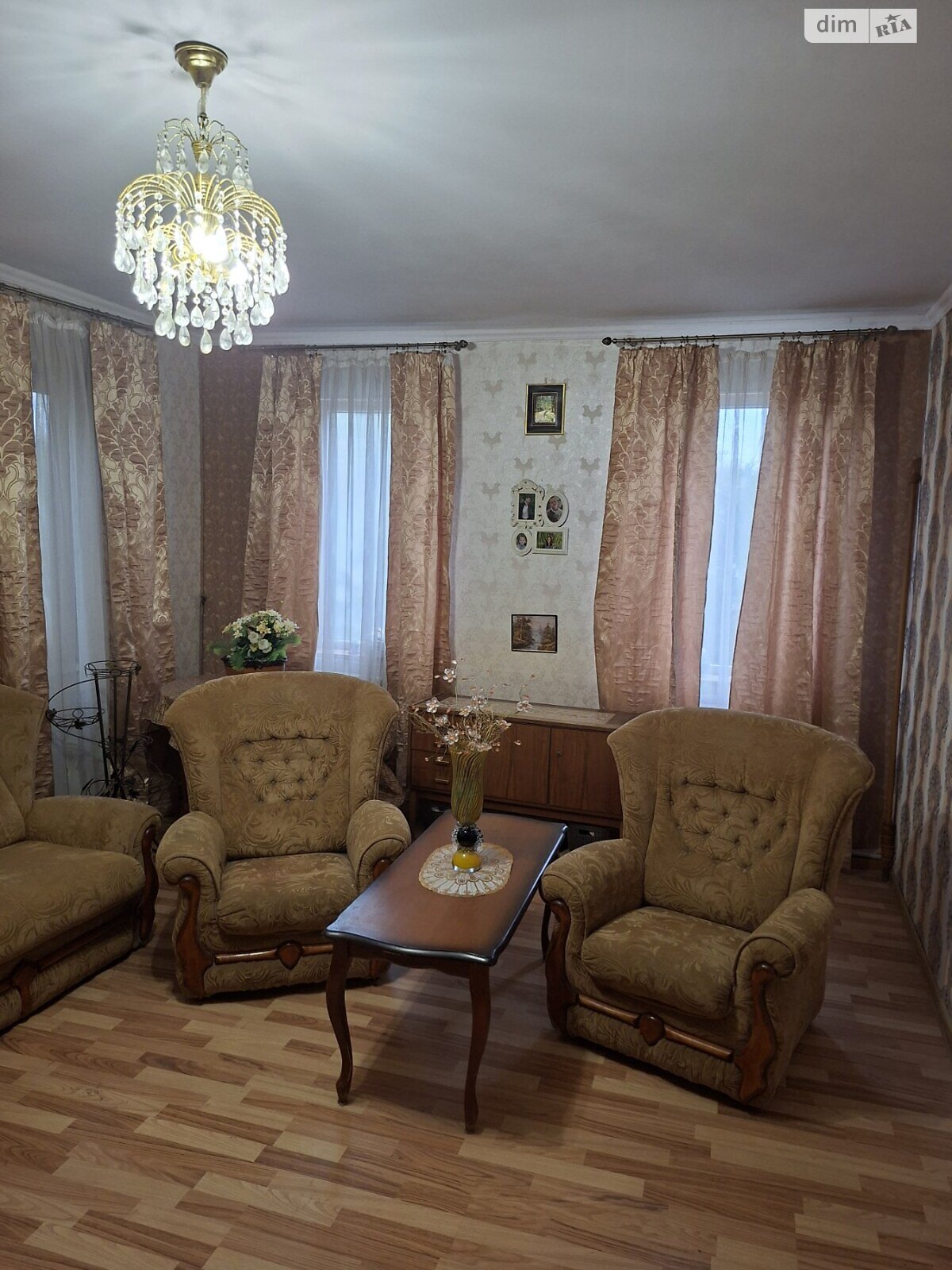 одноэтажный дом с гаражом, 95 кв. м, дерево и кирпич. Продажа в Пивденному (Харьков) фото 1 одноэтажный дом с гаражом, 95 кв. м, дерево и кирпич. Продажа в Пивденному (Харьков) фото 1