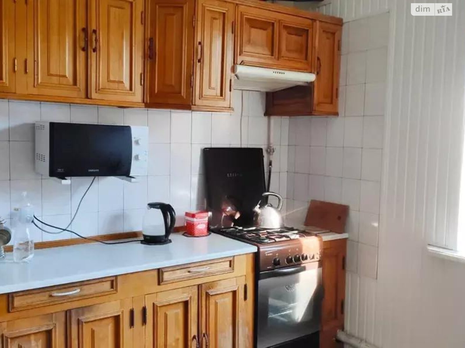 трехэтажный дом, 270 кв. м, кирпич. Продажа в Пивденном фото 1