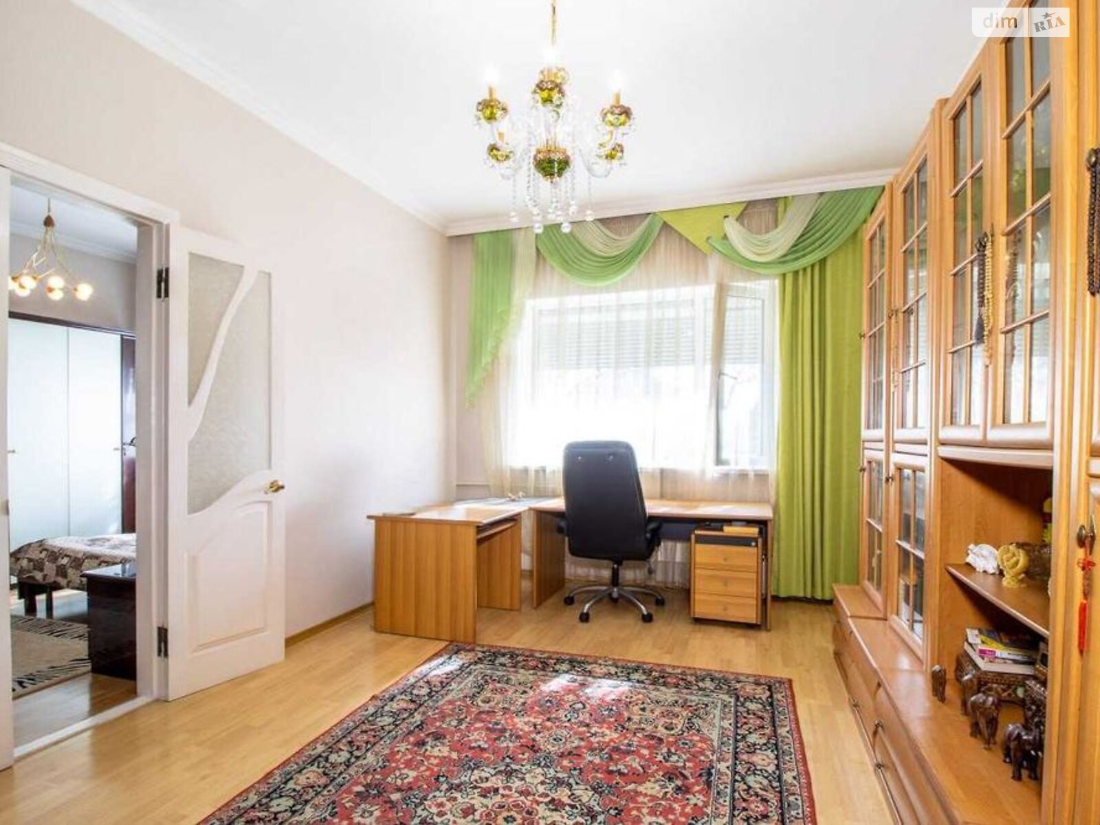 двоповерховий будинок з верандою, 237 кв. м, кирпич. Продаж у Південному фото 1 двоповерховий будинок з верандою, 237 кв. м, кирпич. Продаж у Південному фото 1