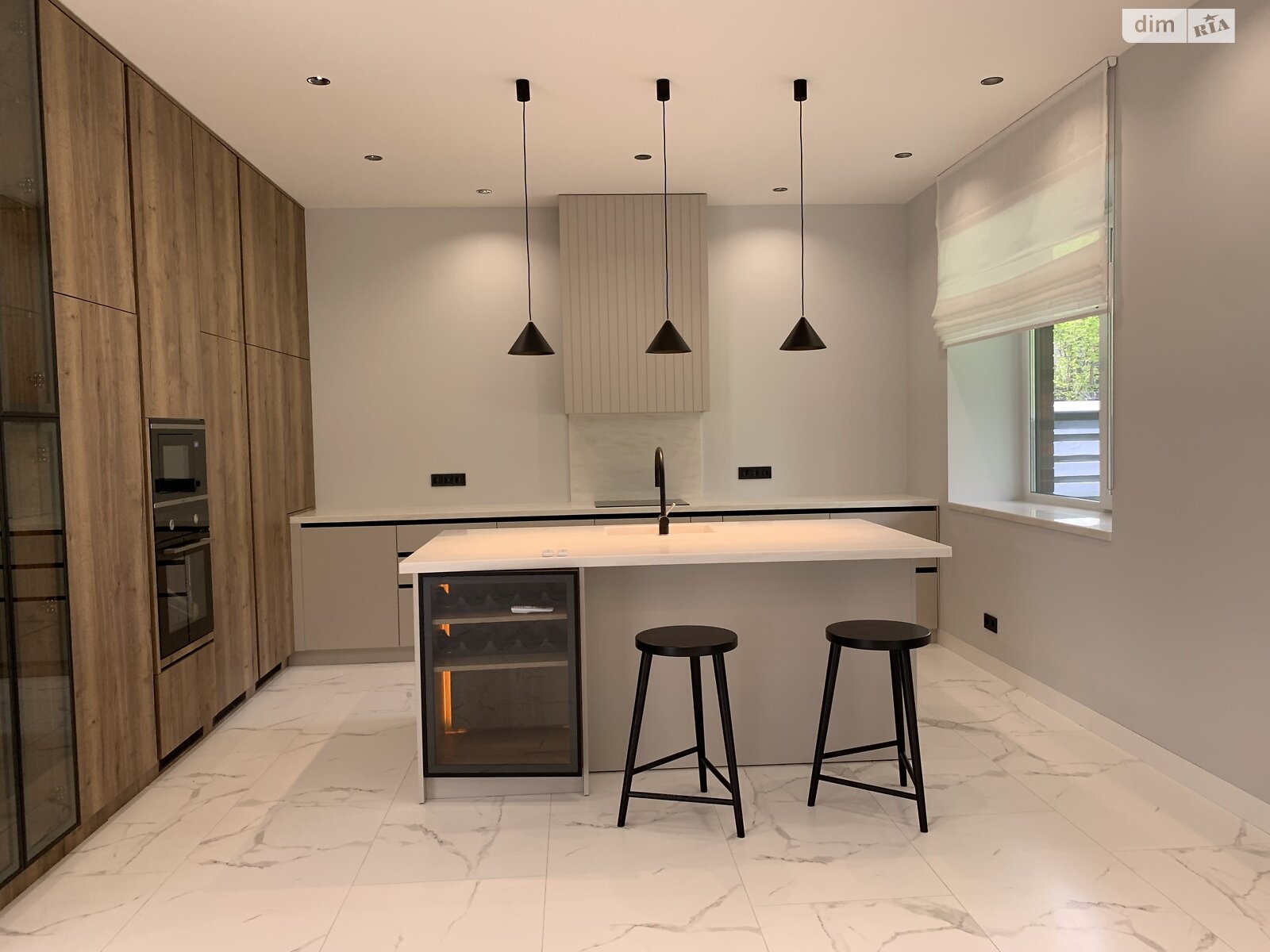двоповерховий будинок з опаленням, 212.7 кв. м, цегла. Продаж у Плютах фото 1 двоповерховий будинок з опаленням, 212.7 кв. м, цегла. Продаж у Плютах фото 1