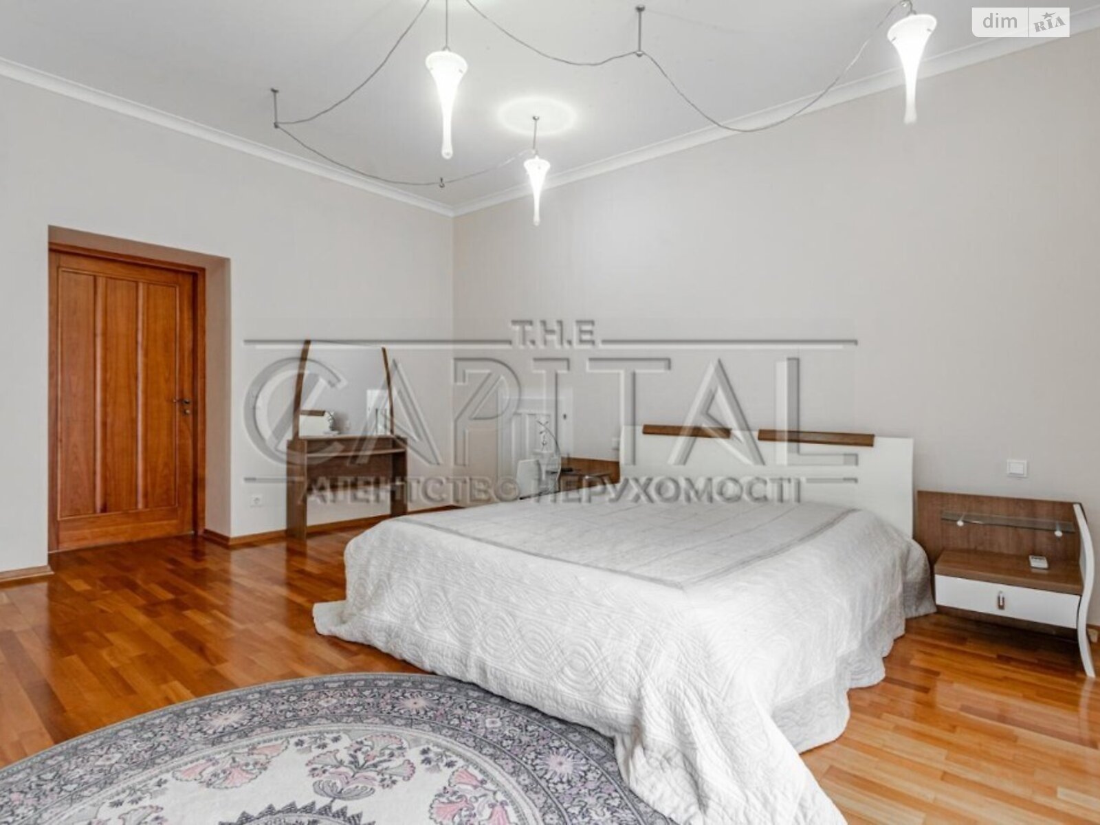 двоповерховий будинок, 823 кв. м, цегла. Продаж у Плютах фото 1 двоповерховий будинок, 823 кв. м, цегла. Продаж у Плютах фото 1