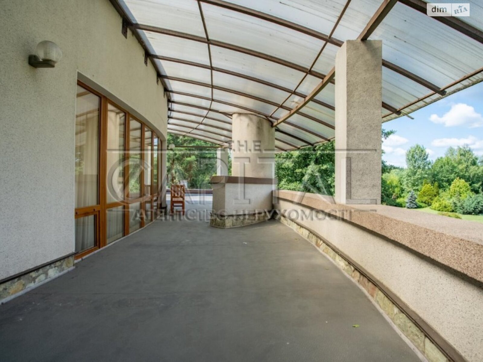 двоповерховий будинок, 823 кв. м, цегла. Продаж у Плютах фото 1 двоповерховий будинок, 823 кв. м, цегла. Продаж у Плютах фото 1