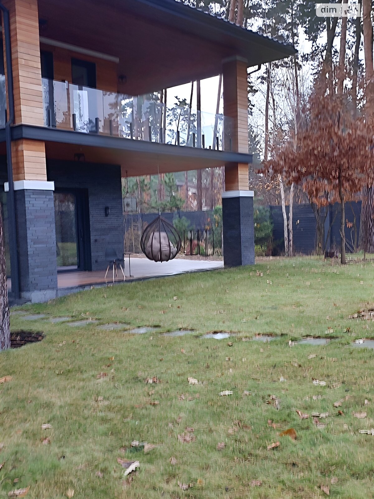 двоповерховий будинок, 1010 кв. м, цегла. Продаж у Плютах фото 1 двоповерховий будинок, 1010 кв. м, цегла. Продаж у Плютах фото 1