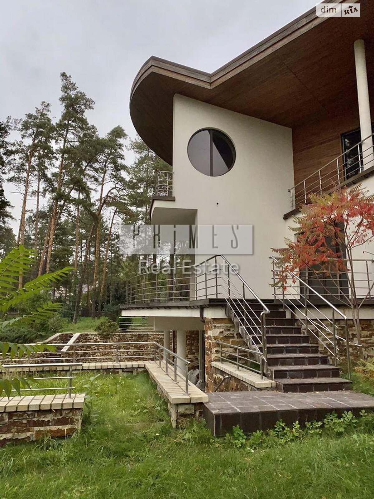 двоповерховий будинок, 600 кв. м, цегла. Продаж у Плютах фото 1 двоповерховий будинок, 600 кв. м, цегла. Продаж у Плютах фото 1