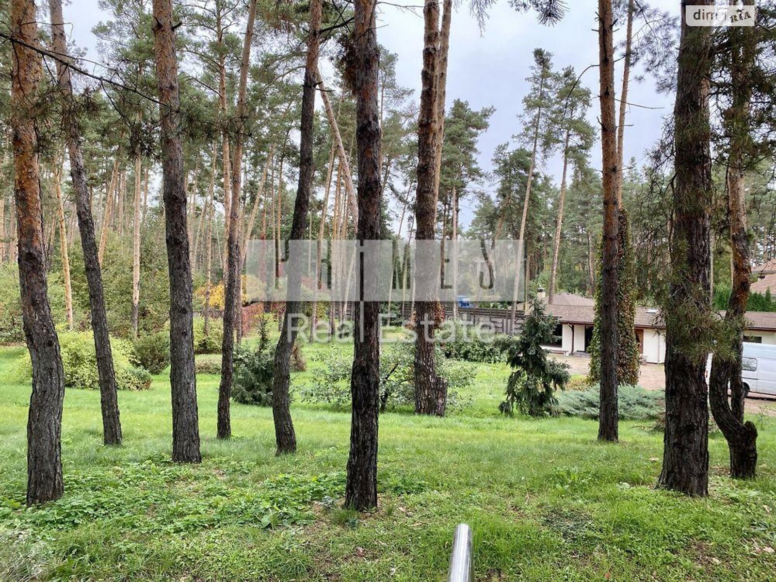 двоповерховий будинок, 600 кв. м, цегла. Продаж у Плютах фото 1 двоповерховий будинок, 600 кв. м, цегла. Продаж у Плютах фото 1