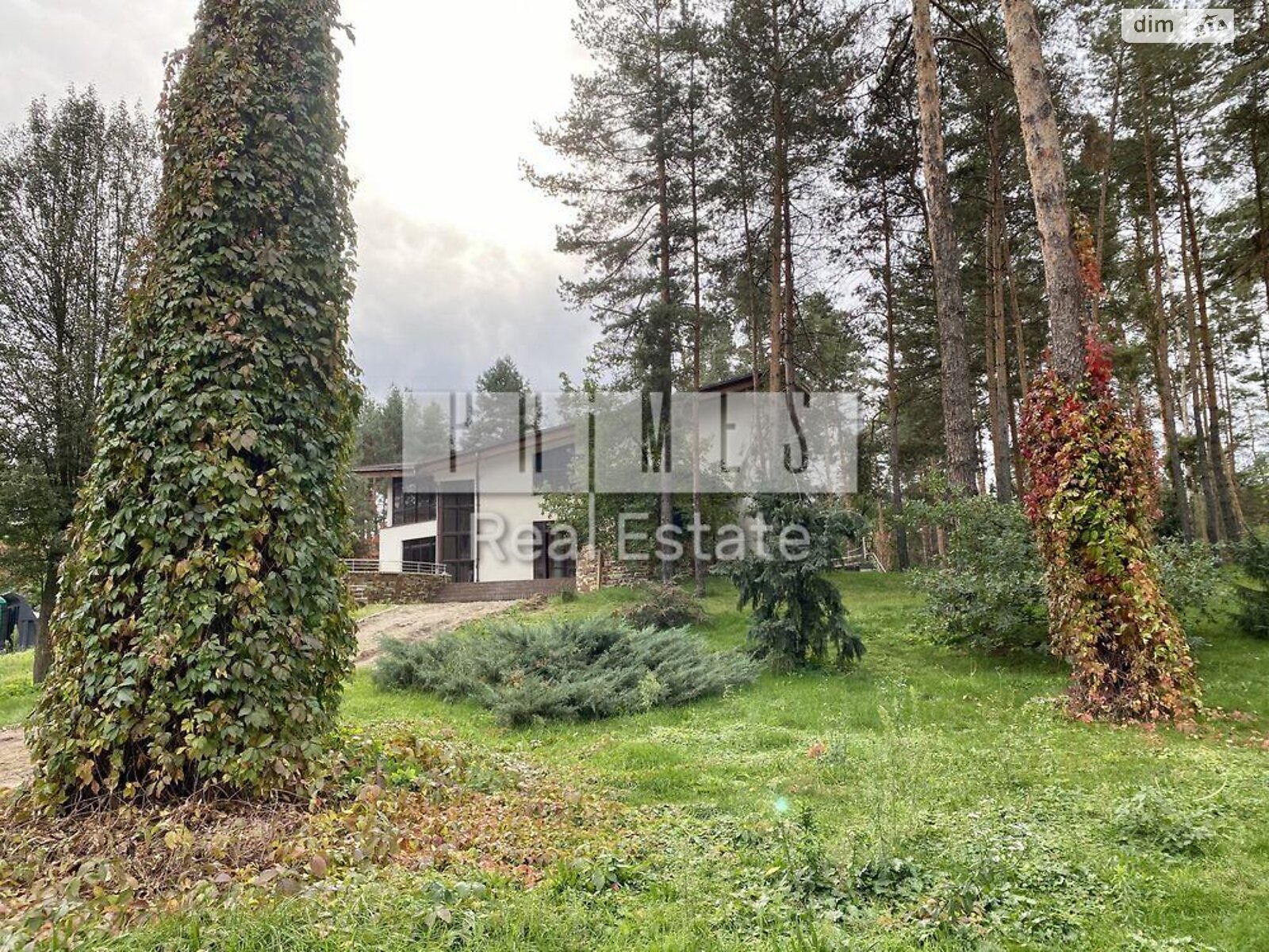двоповерховий будинок, 600 кв. м, цегла. Продаж у Плютах фото 1 двоповерховий будинок, 600 кв. м, цегла. Продаж у Плютах фото 1