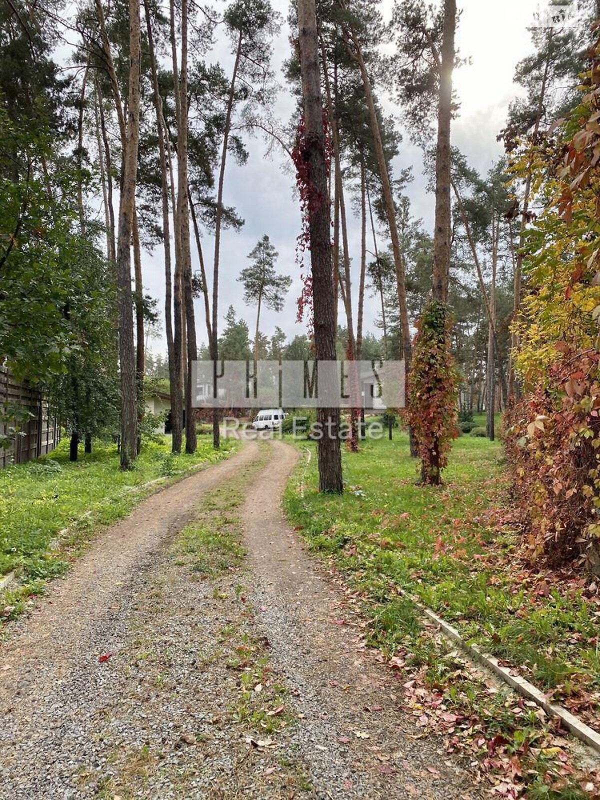 двоповерховий будинок, 600 кв. м, цегла. Продаж у Плютах фото 1 двоповерховий будинок, 600 кв. м, цегла. Продаж у Плютах фото 1