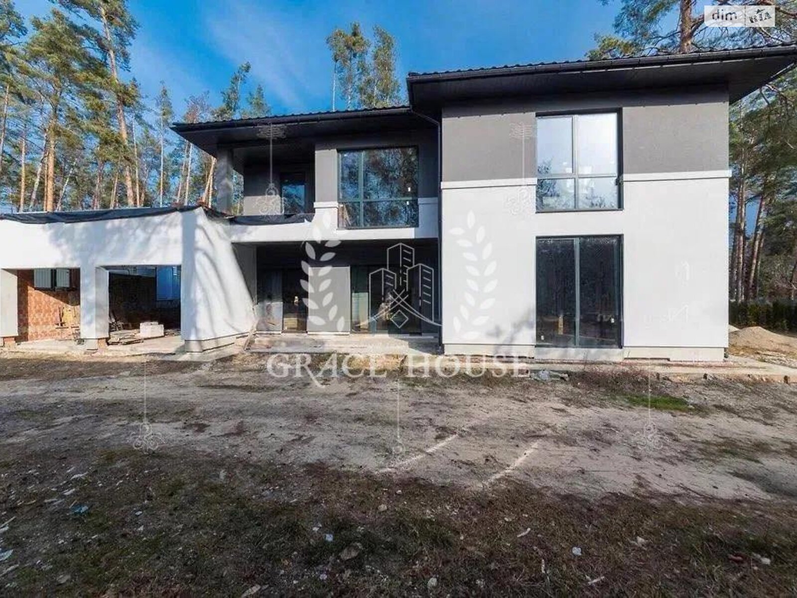 двухэтажный дом с верандой, 340 кв. м, кирпич. Продажа в Плютах фото 1 двухэтажный дом с верандой, 340 кв. м, кирпич. Продажа в Плютах фото 1