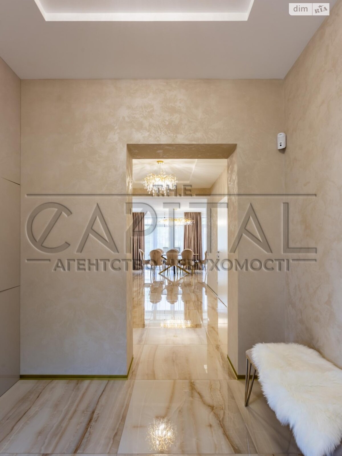 двухэтажный дом с ремонтом, 250 кв. м, кирпич. Продажа в Плютах фото 1 двухэтажный дом с ремонтом, 250 кв. м, кирпич. Продажа в Плютах фото 1