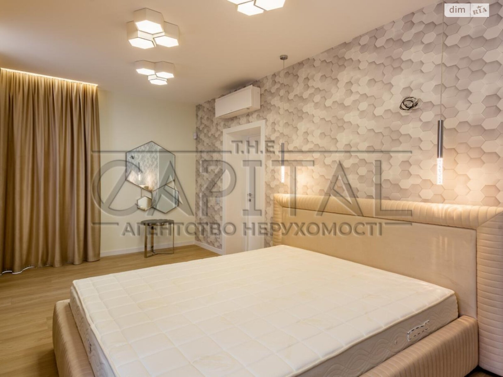 двухэтажный дом с ремонтом, 250 кв. м, кирпич. Продажа в Плютах фото 1 двухэтажный дом с ремонтом, 250 кв. м, кирпич. Продажа в Плютах фото 1