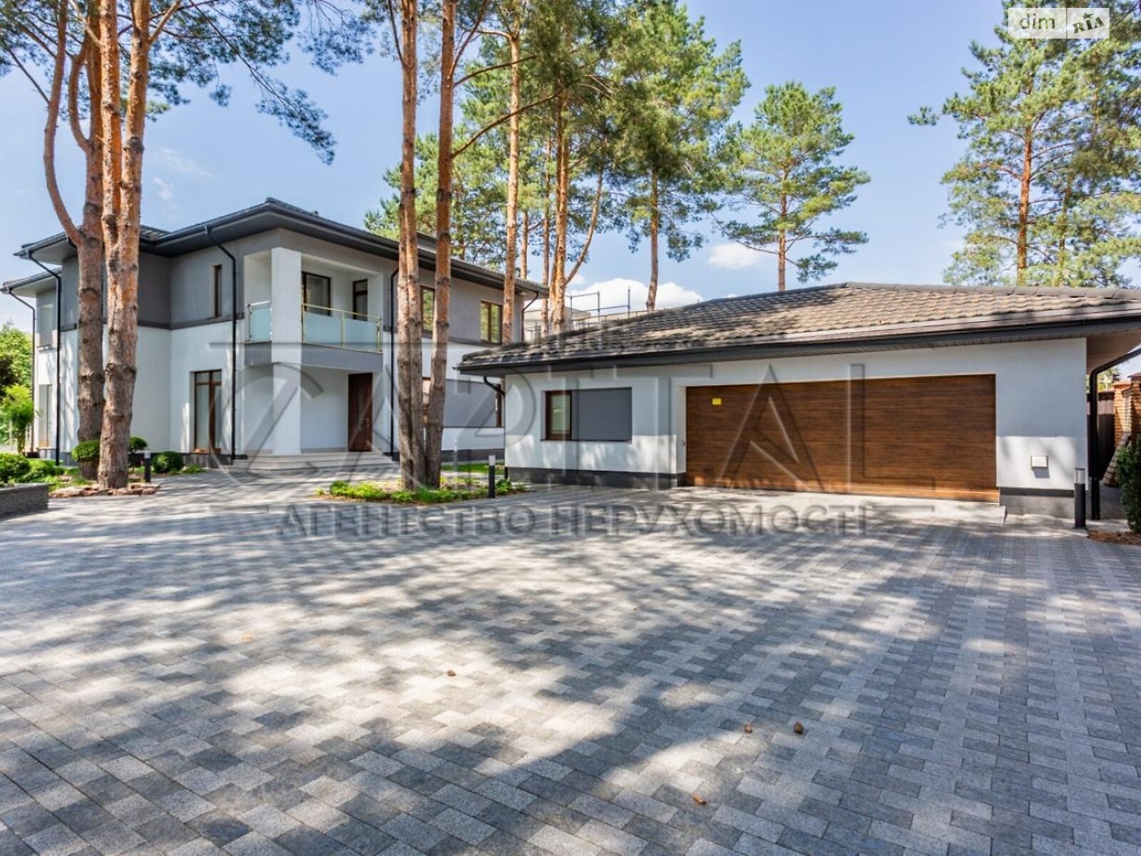 двухэтажный дом с ремонтом, 250 кв. м, кирпич. Продажа в Плютах фото 1 двухэтажный дом с ремонтом, 250 кв. м, кирпич. Продажа в Плютах фото 1