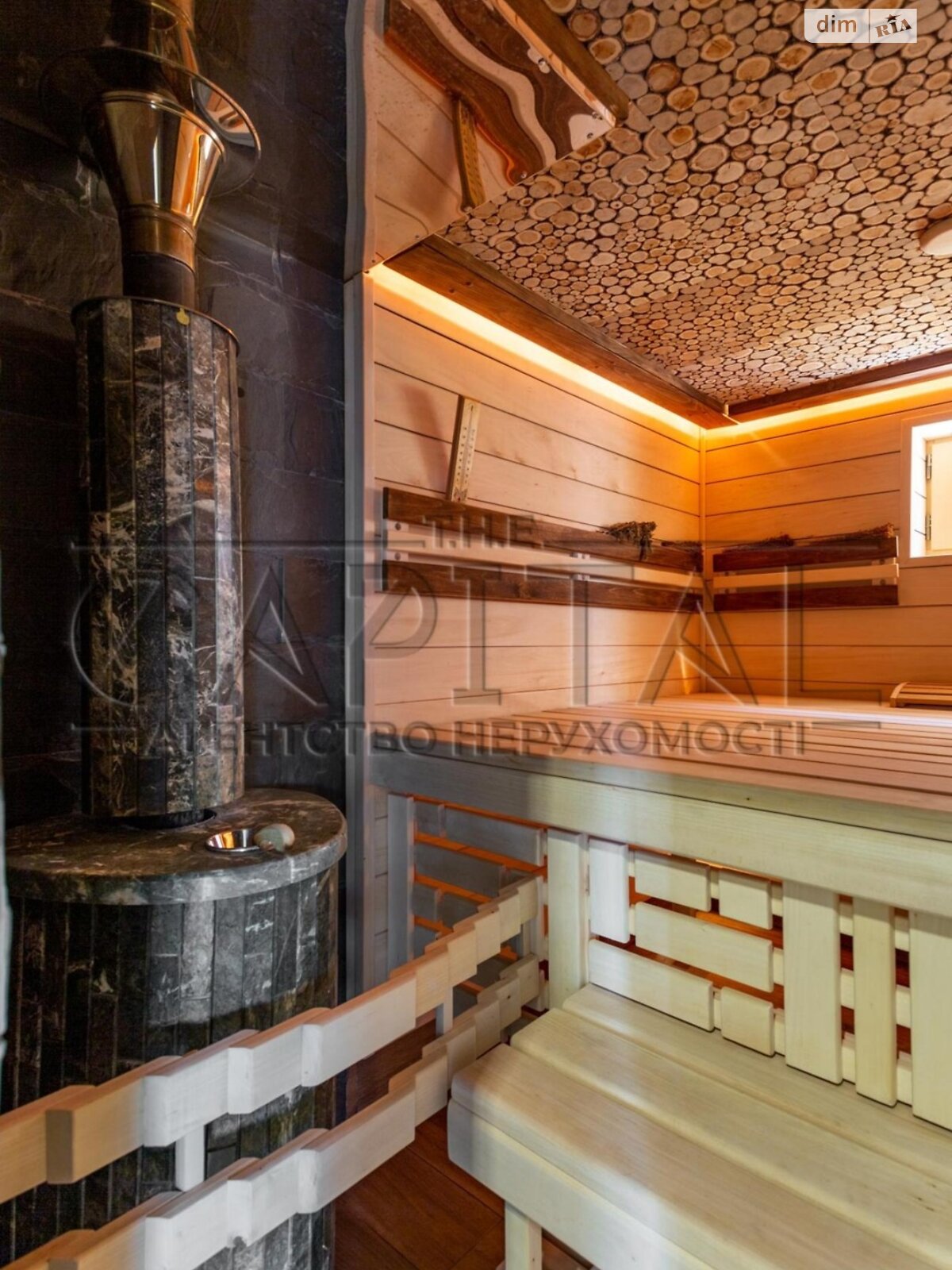 двухэтажный дом с ремонтом, 250 кв. м, кирпич. Продажа в Плютах фото 1 двухэтажный дом с ремонтом, 250 кв. м, кирпич. Продажа в Плютах фото 1