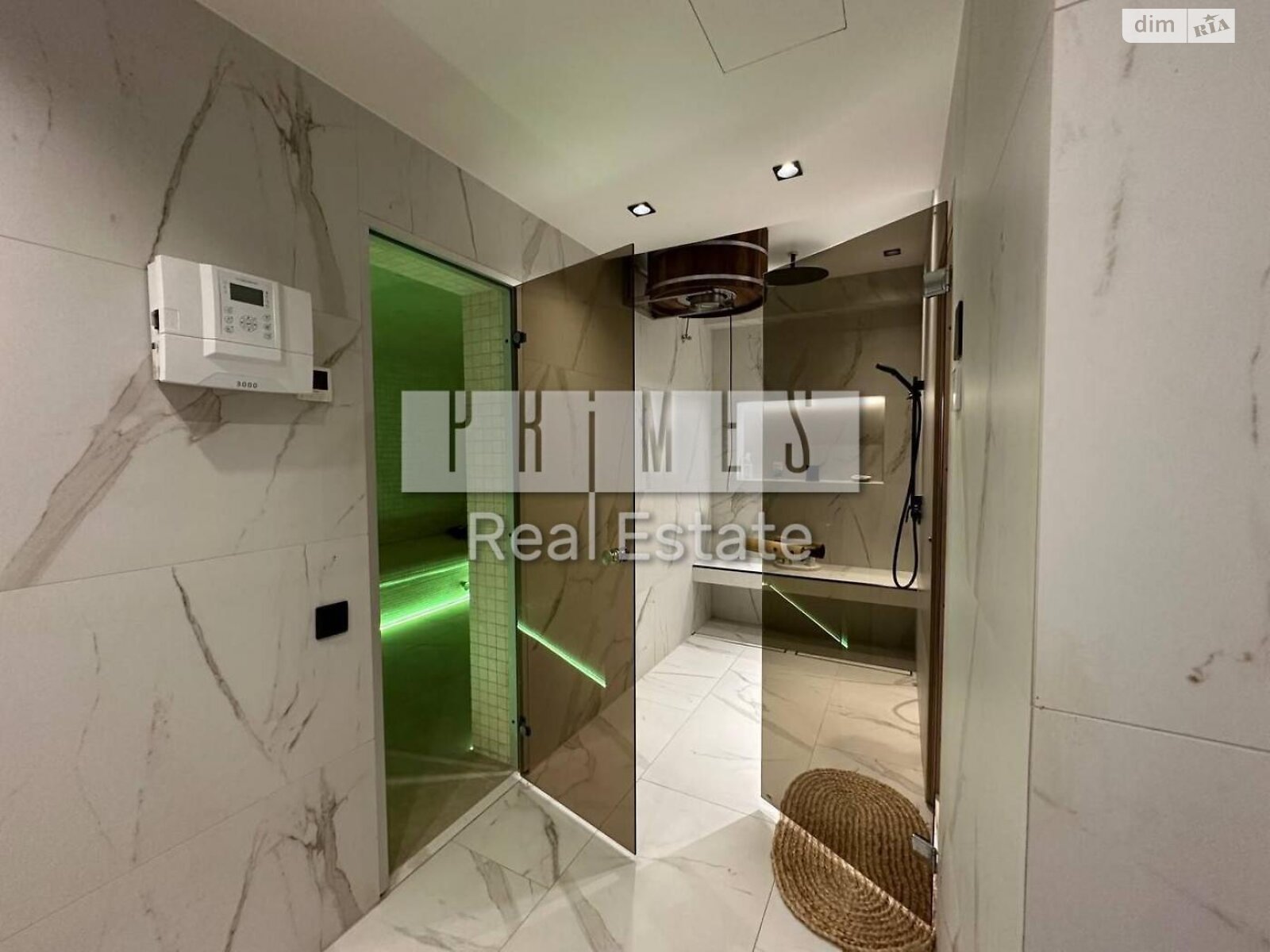 двоповерховий будинок, 360 кв. м, кирпич. Продаж у Плютах фото 1 двоповерховий будинок, 360 кв. м, кирпич. Продаж у Плютах фото 1