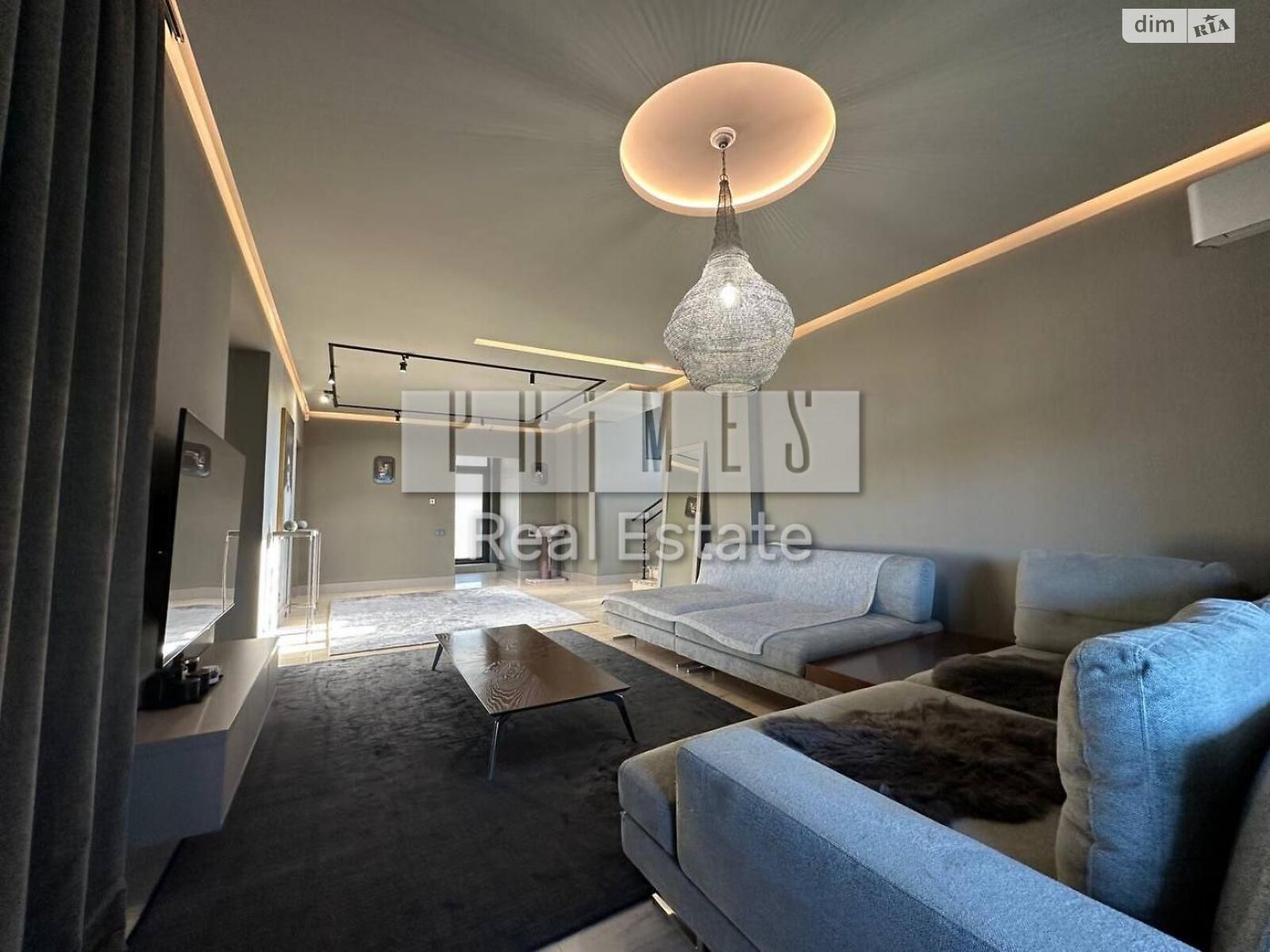 двоповерховий будинок, 360 кв. м, кирпич. Продаж у Плютах фото 1 двоповерховий будинок, 360 кв. м, кирпич. Продаж у Плютах фото 1