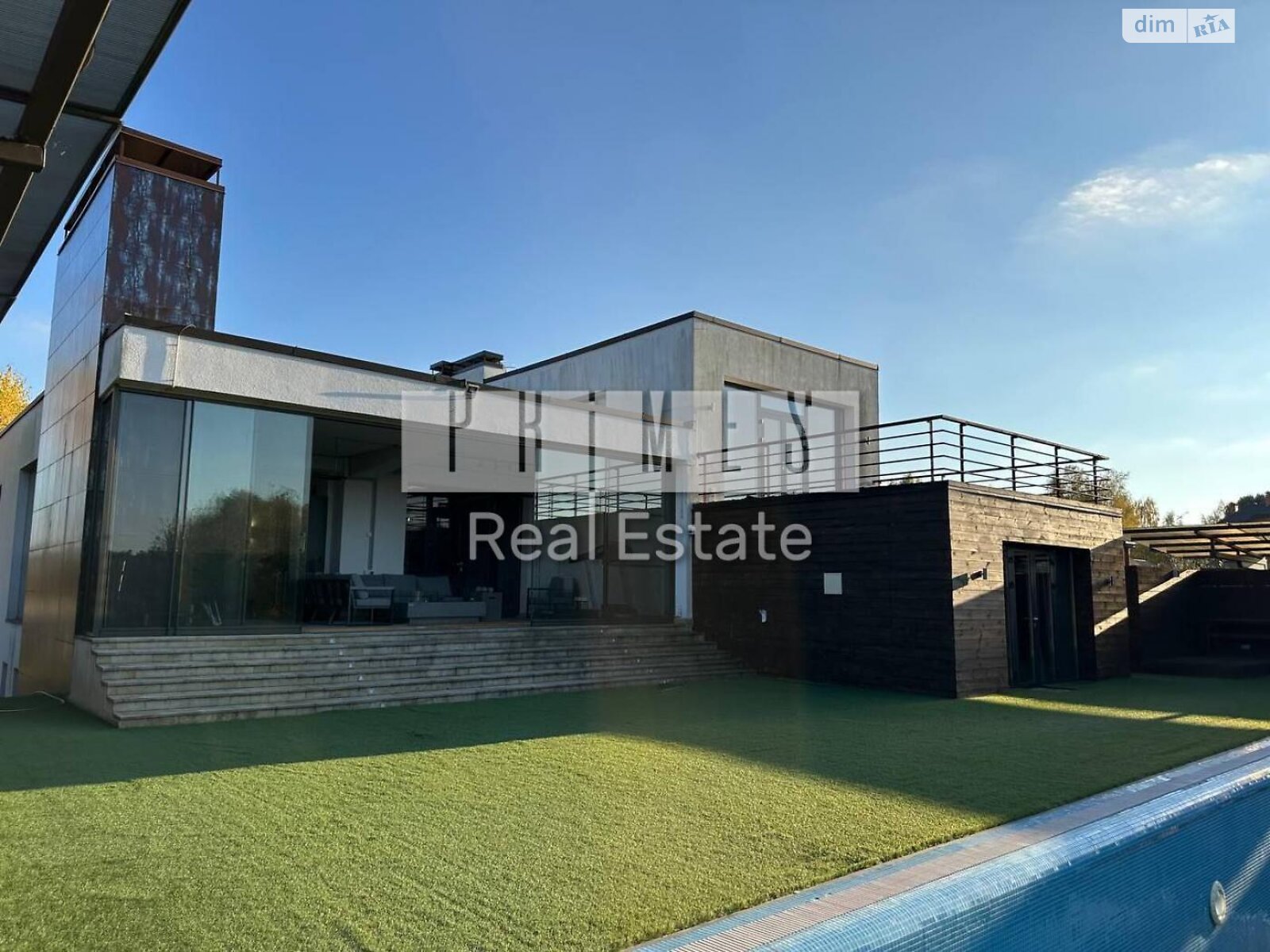 двоповерховий будинок, 360 кв. м, кирпич. Продаж у Плютах фото 1 двоповерховий будинок, 360 кв. м, кирпич. Продаж у Плютах фото 1