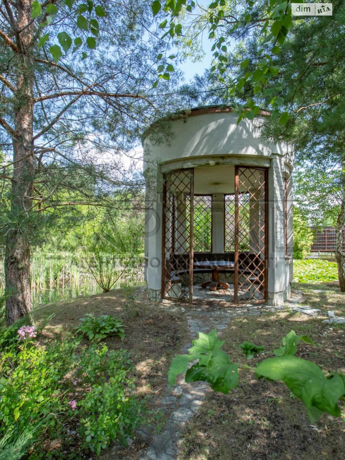 двоповерховий будинок з верандою, 823 кв. м, цегла. Продаж у Плютах фото 1 двоповерховий будинок з верандою, 823 кв. м, цегла. Продаж у Плютах фото 1