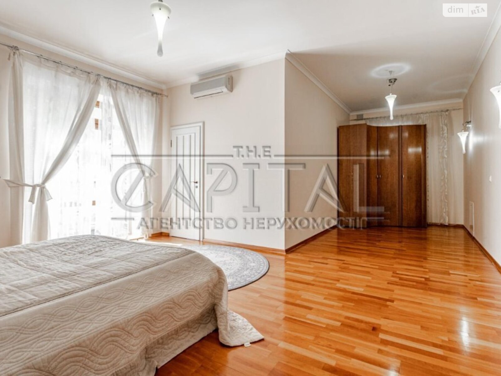 двухэтажный дом, 823 кв. м, кирпич. Продажа в Плютах фото 1 двухэтажный дом, 823 кв. м, кирпич. Продажа в Плютах фото 1