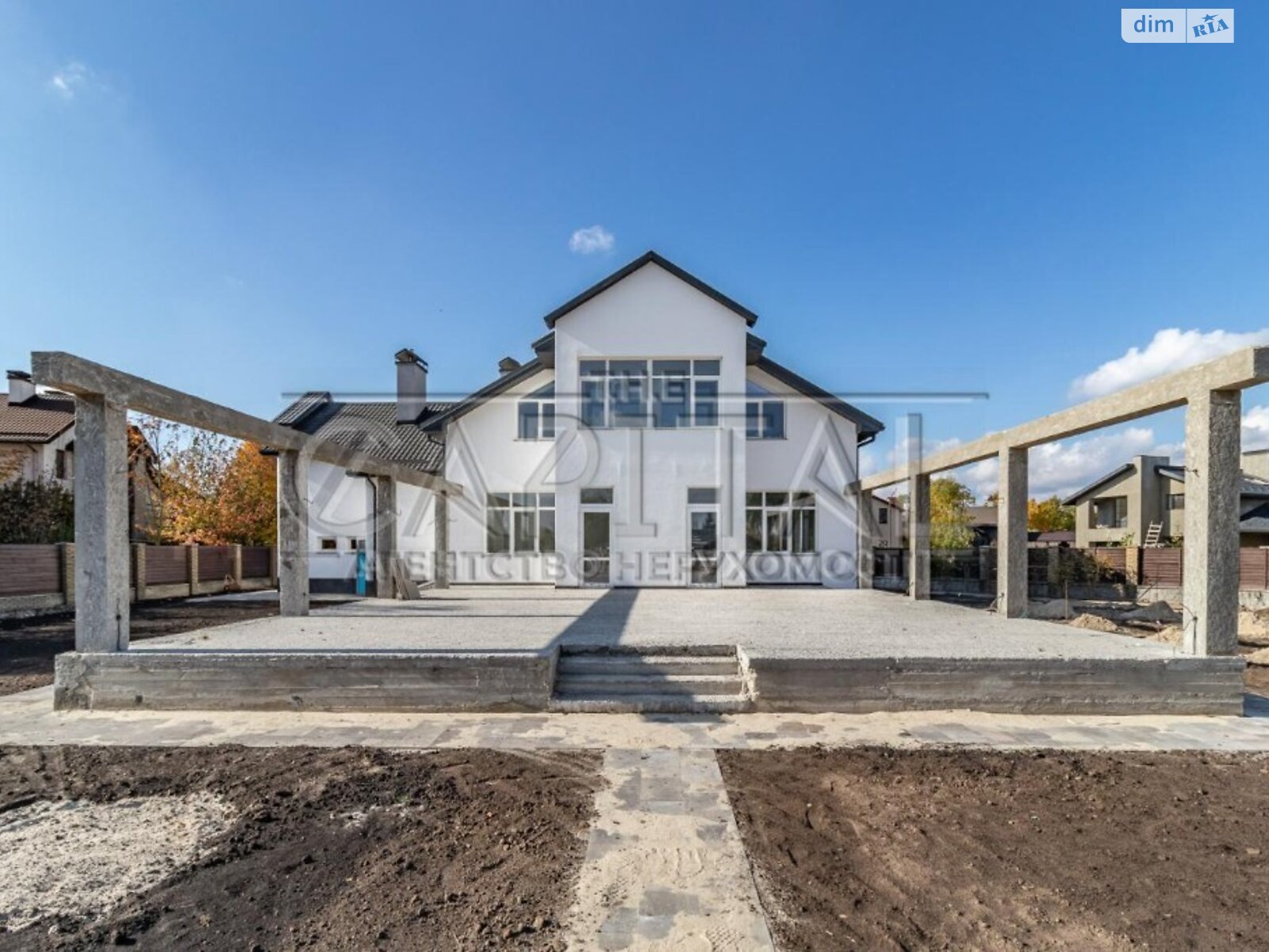 двоповерховий будинок, 409 кв. м, цегла. Продаж у Плютах фото 1 двоповерховий будинок, 409 кв. м, цегла. Продаж у Плютах фото 1
