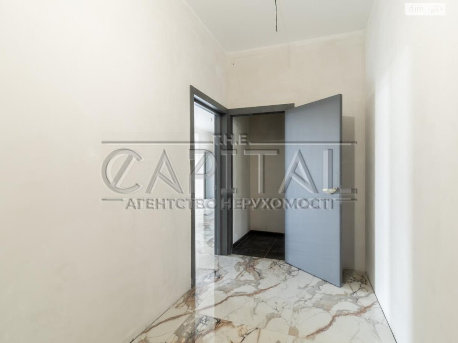двоповерховий будинок, 409 кв. м, цегла. Продаж у Плютах фото 1 двоповерховий будинок, 409 кв. м, цегла. Продаж у Плютах фото 1